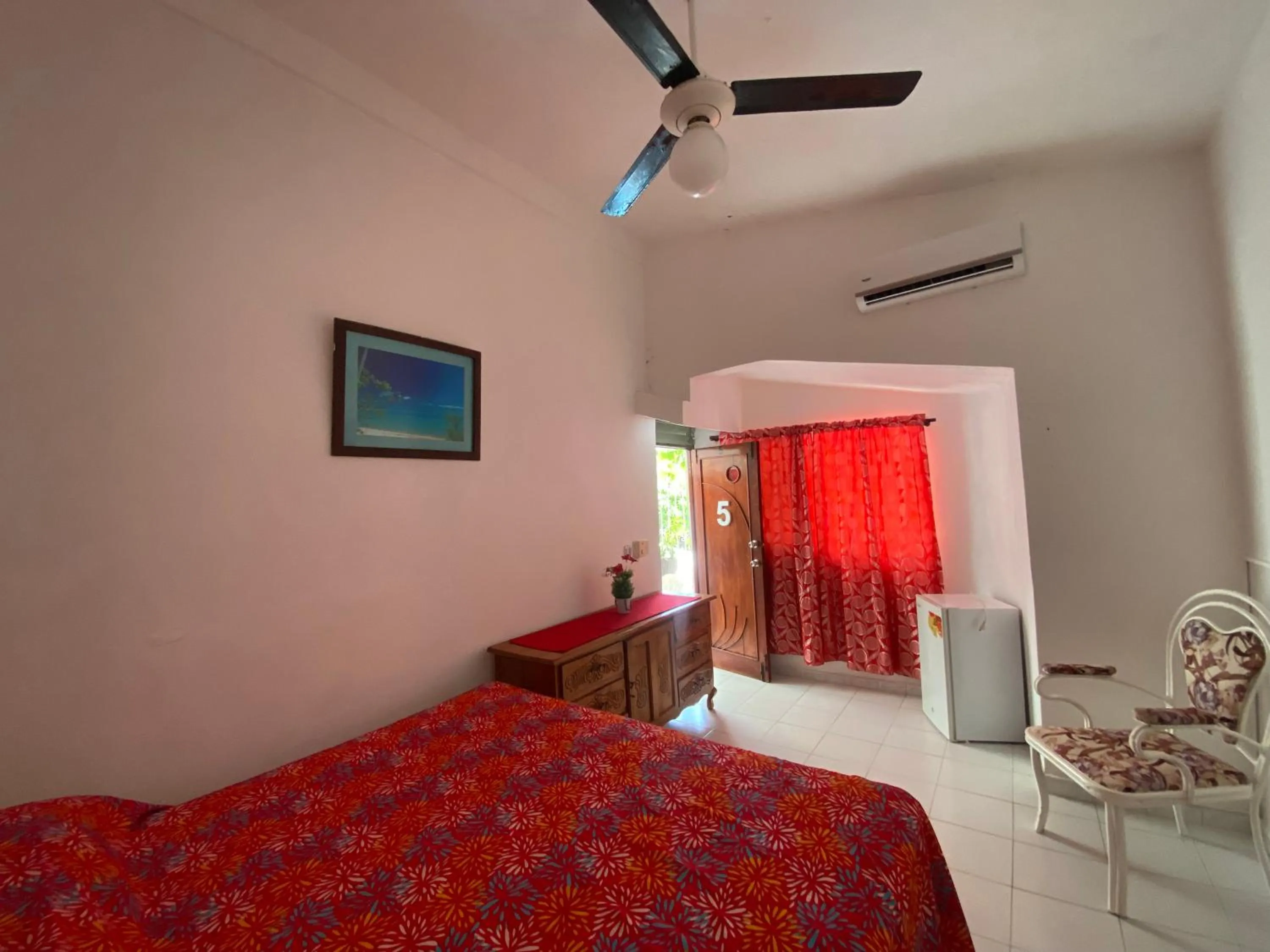 Bed in Villa Antonia 16