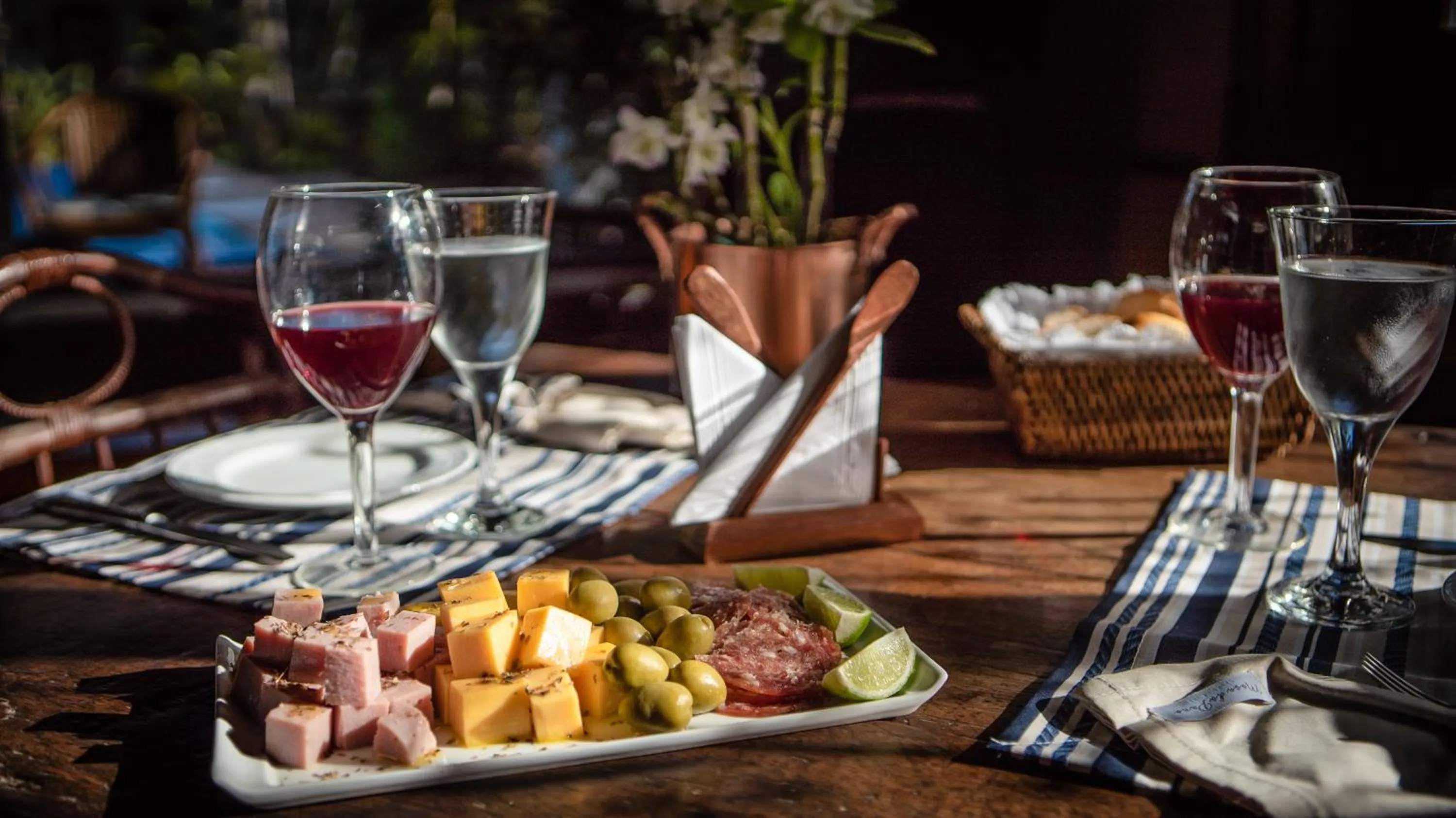 Food and drinks in Plaza Inn Pousada do Capitão