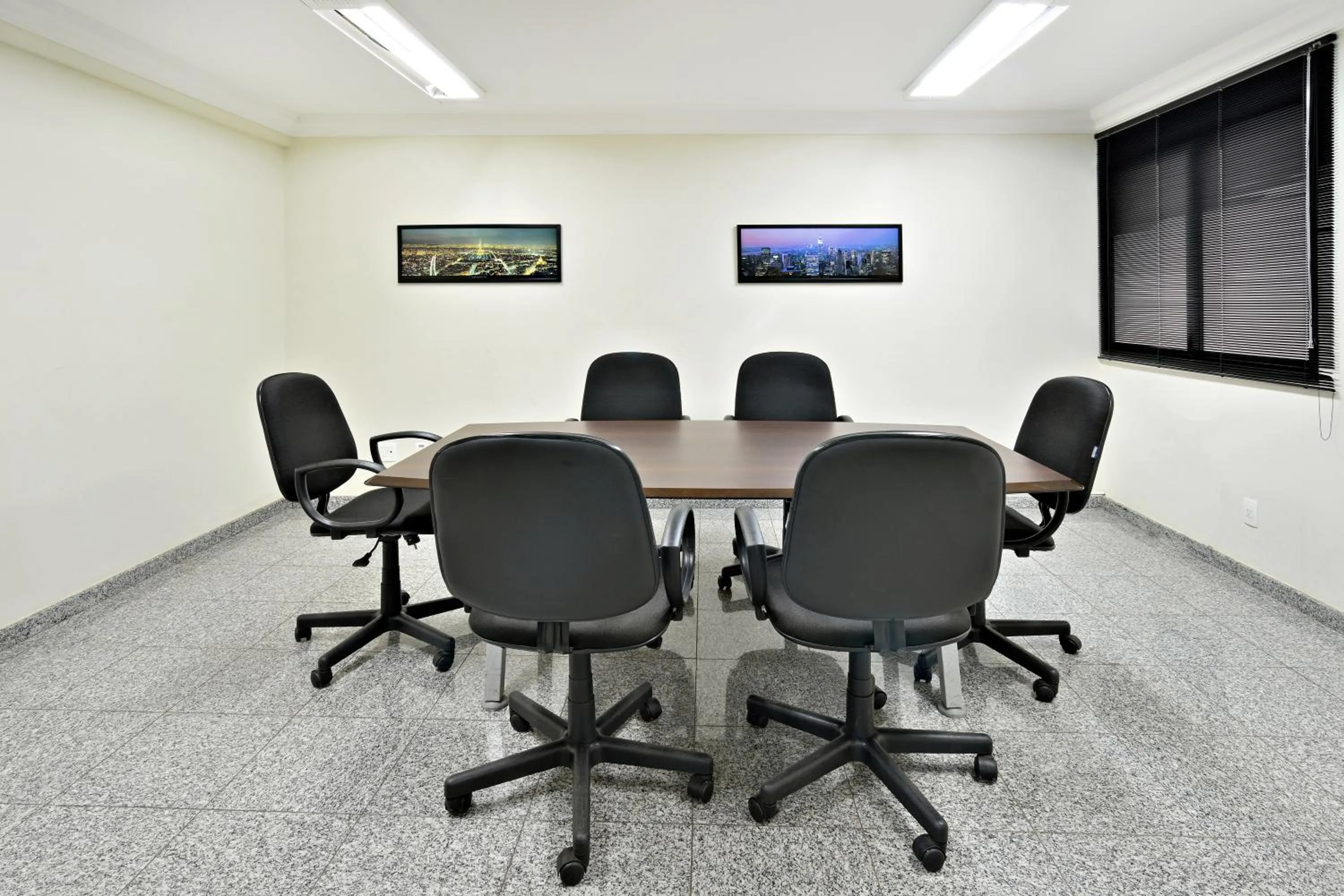 Meeting/conference room in Plaza Inn Flat Araxá