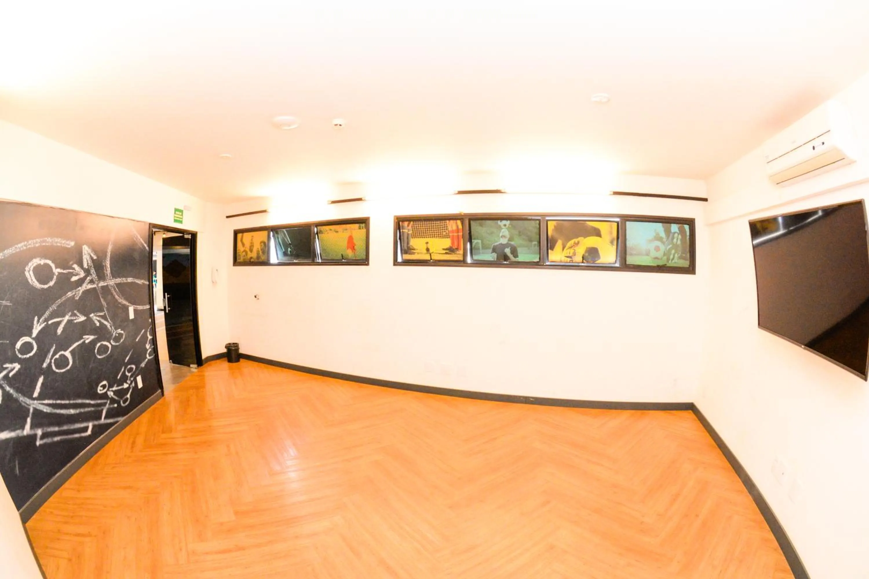 Meeting/conference room in ibis Styles Rio Preto Monte Libano