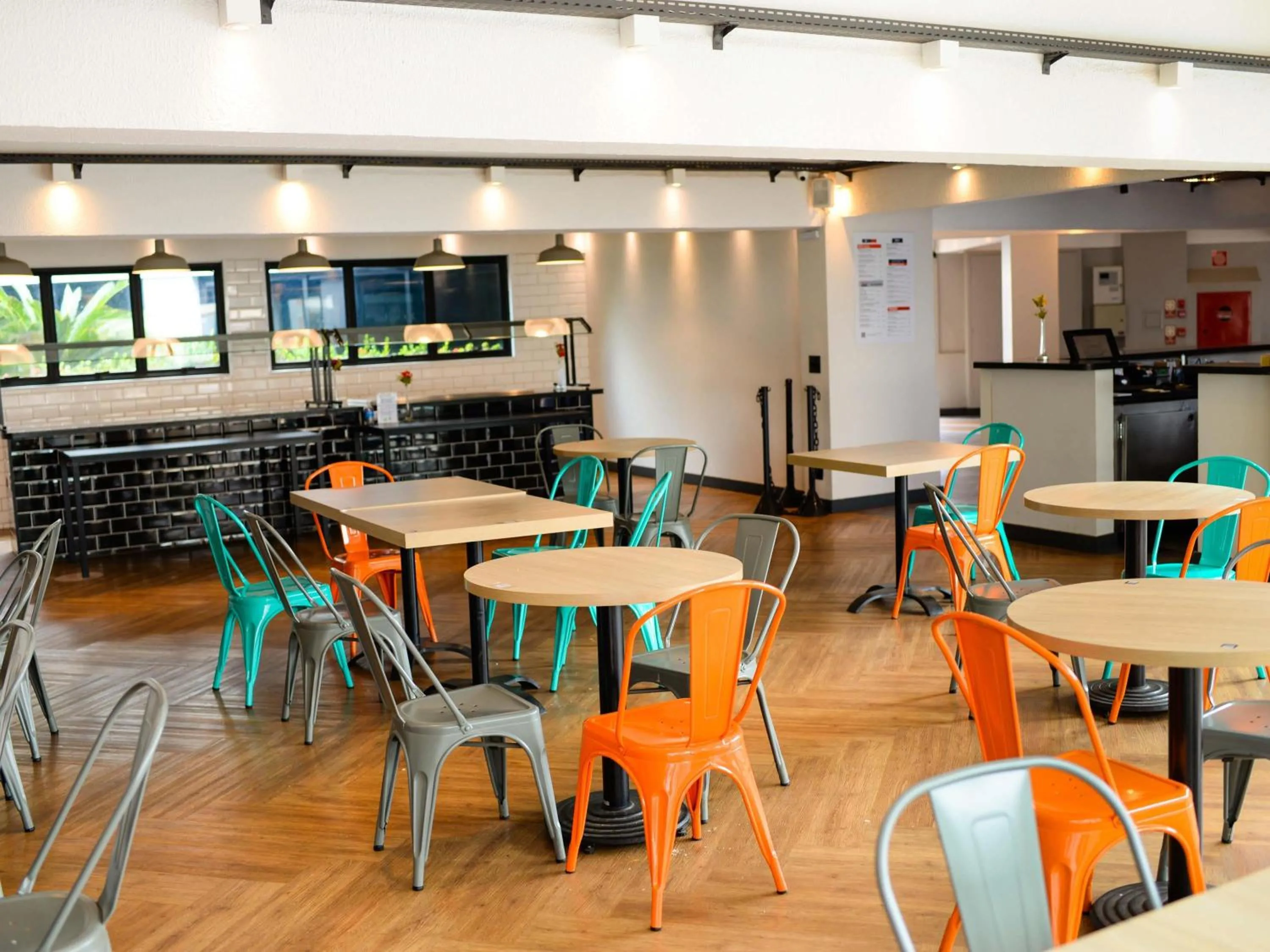 Restaurant/places to eat in ibis Styles Rio Preto Monte Libano