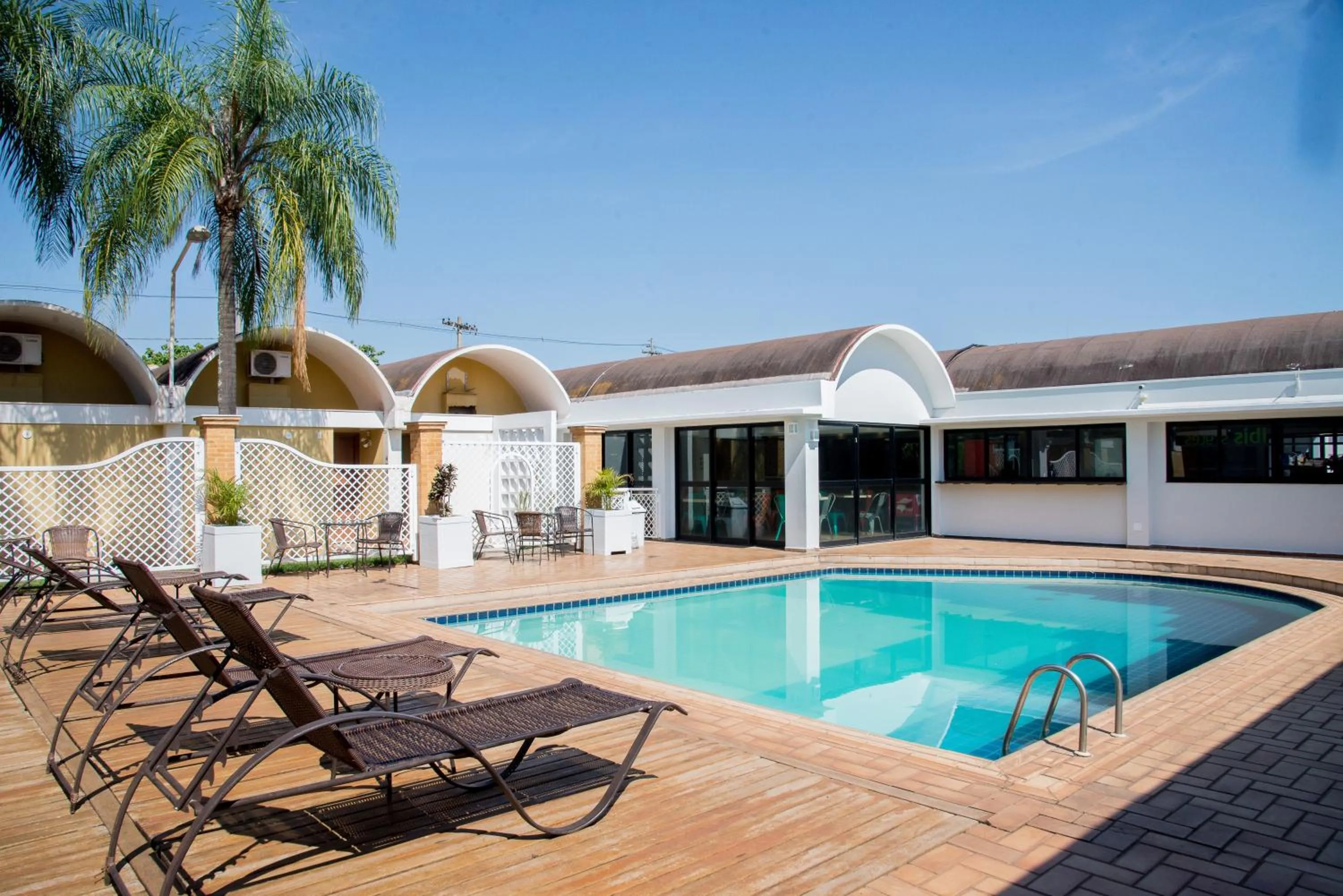 Swimming pool in ibis Styles Rio Preto Monte Libano
