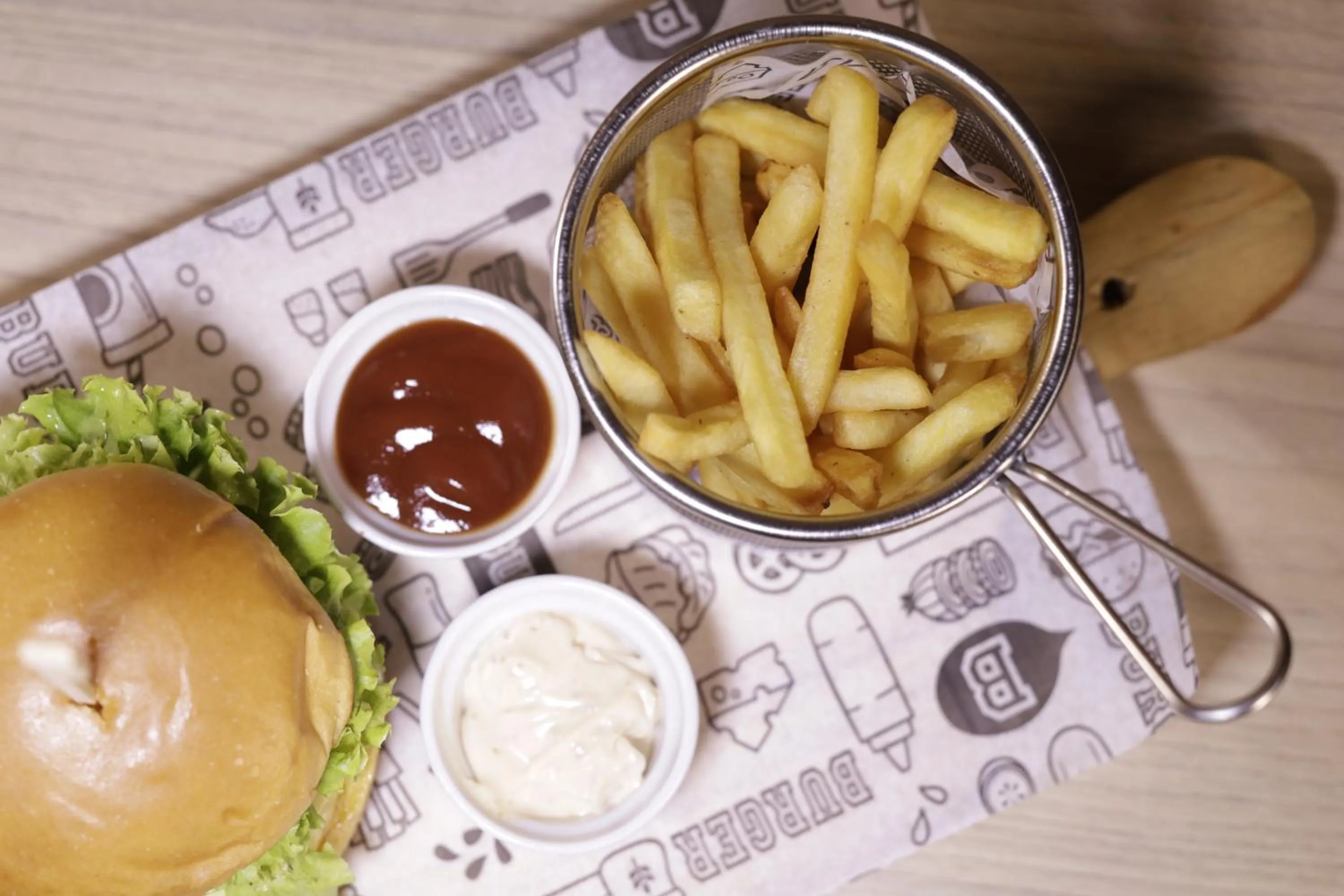 Restaurant/places to eat in ibis Styles Rio Preto Monte Libano