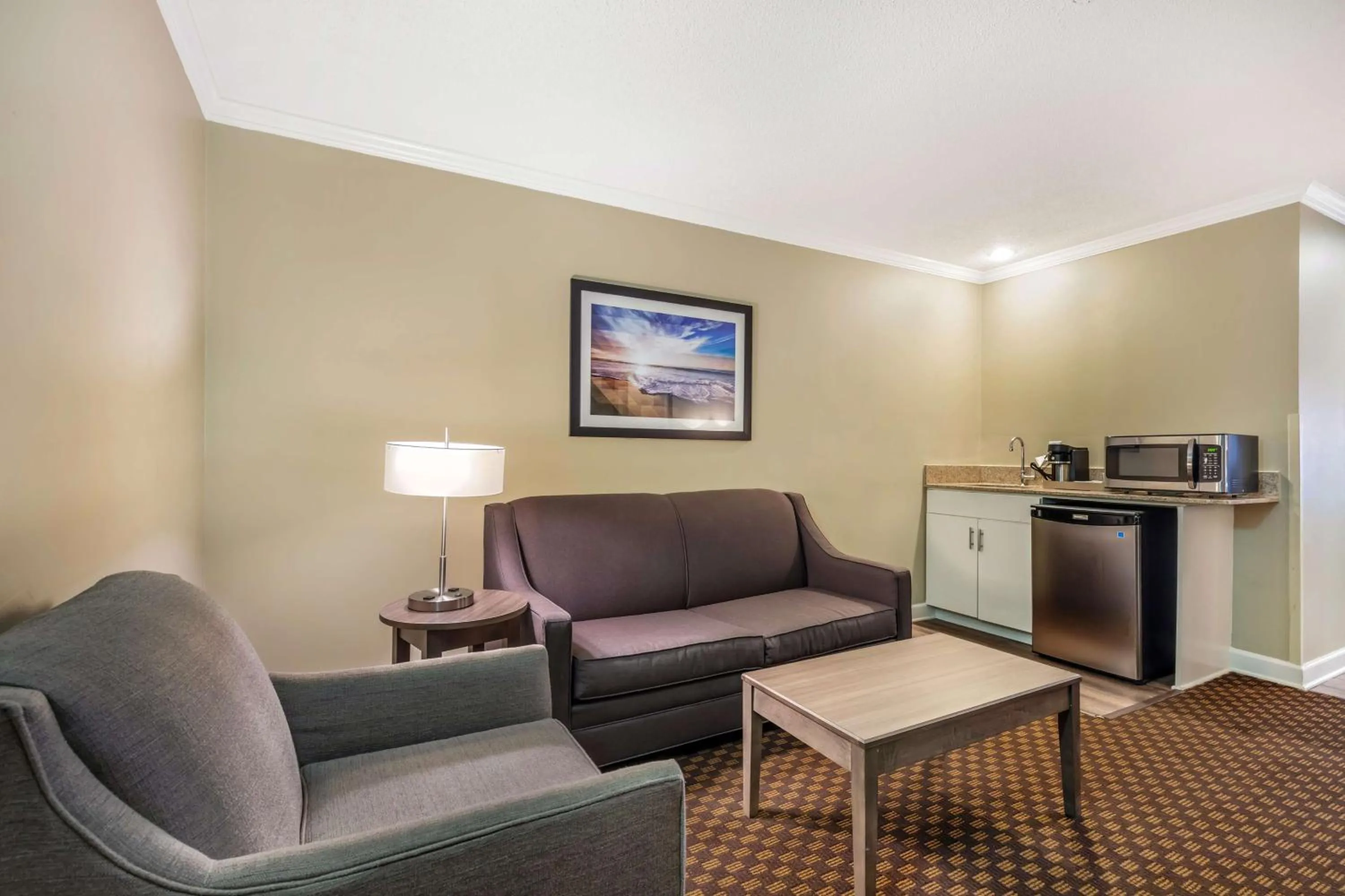 Bedroom in Best Western Ocean City Hotel and Suites