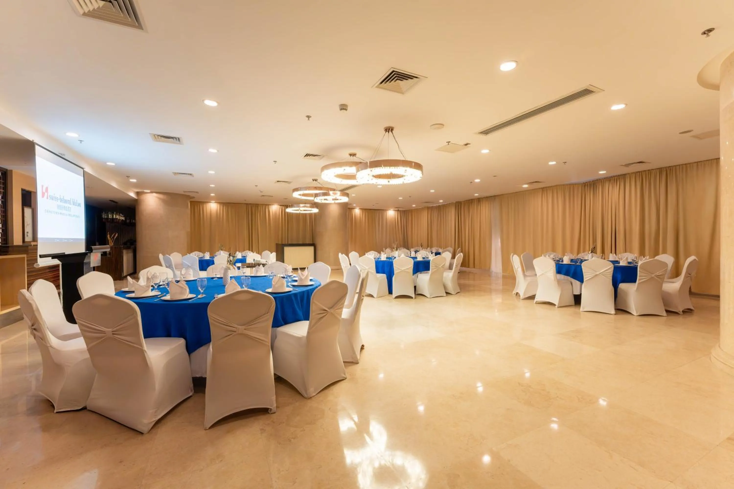 Property building in Swiss-Belhotel Blulane