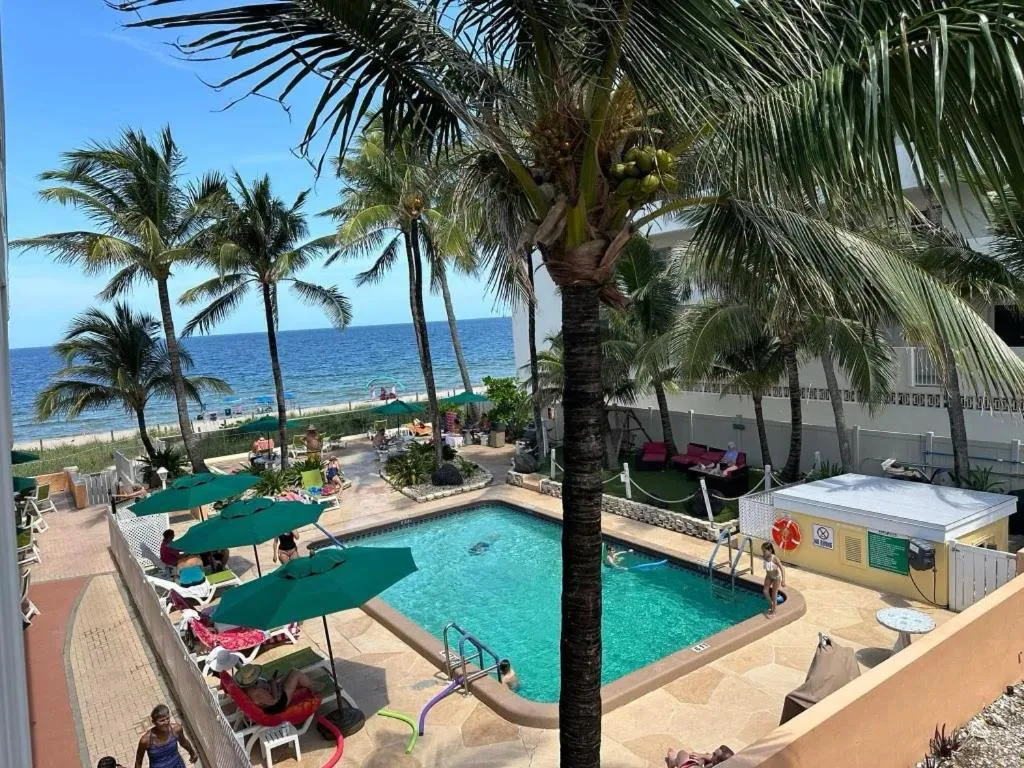 Windjammer Resort and Beach Club