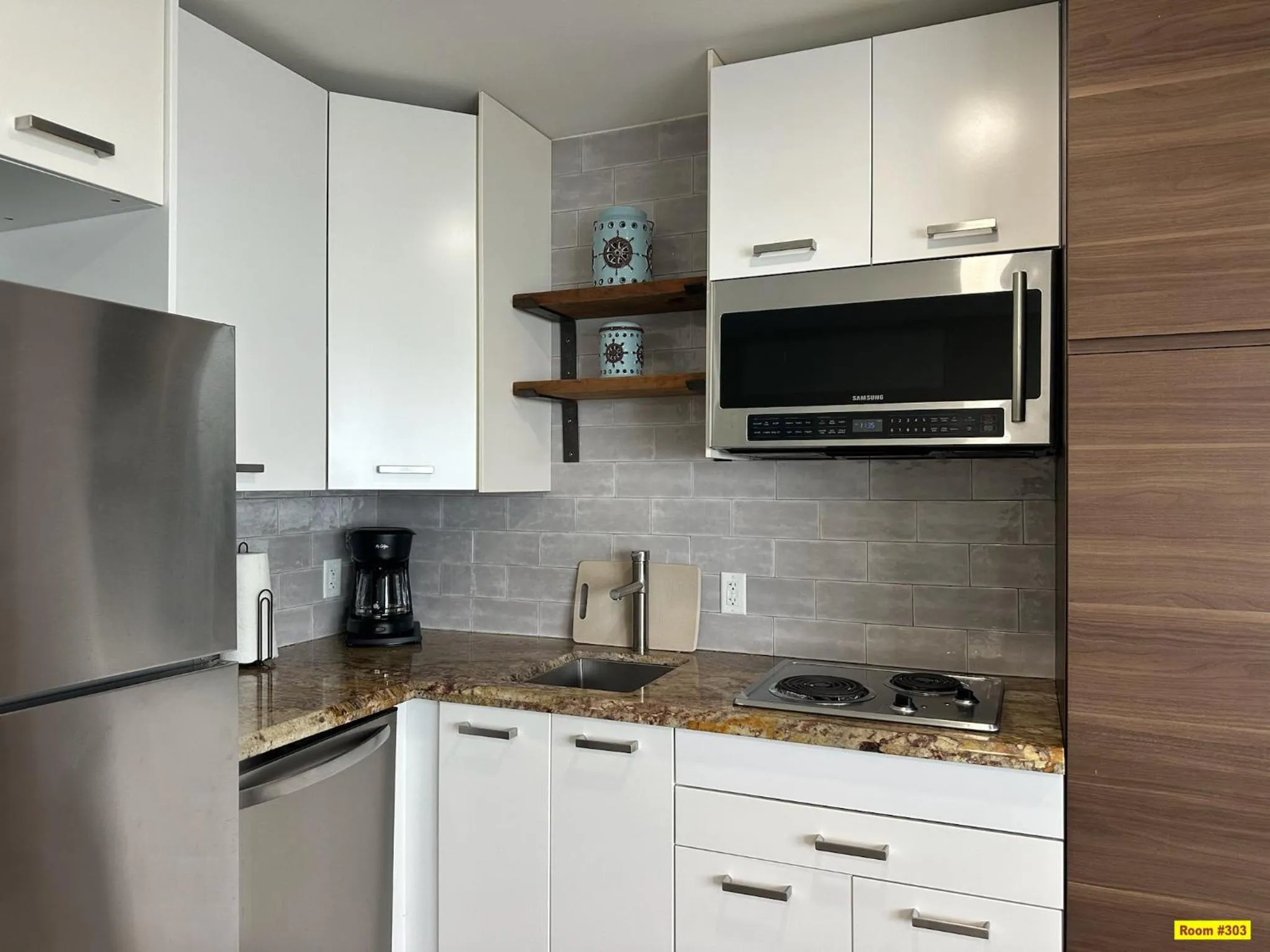 Windjammer Resort and Beach Club