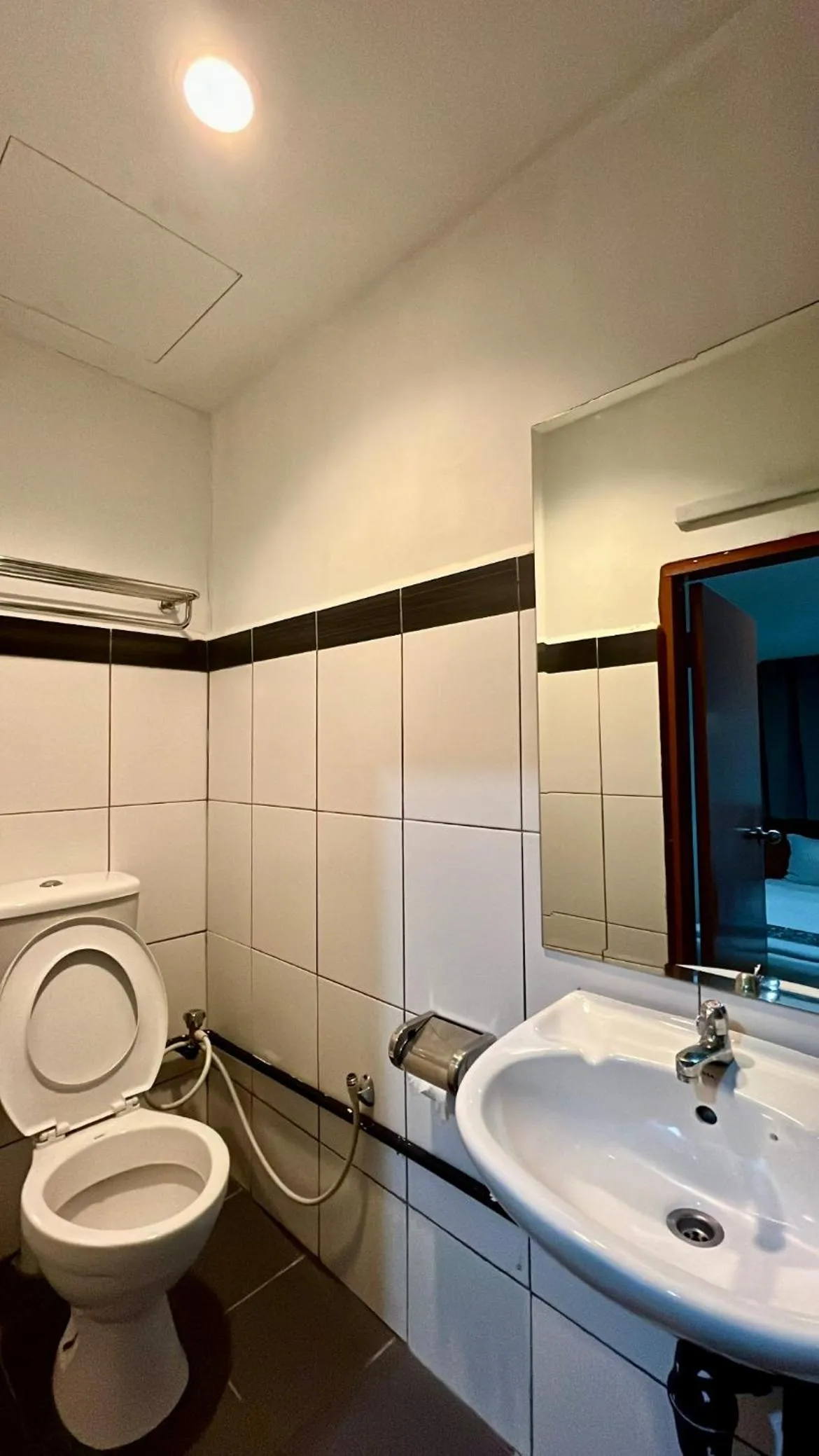 Switz Paradise Hotel