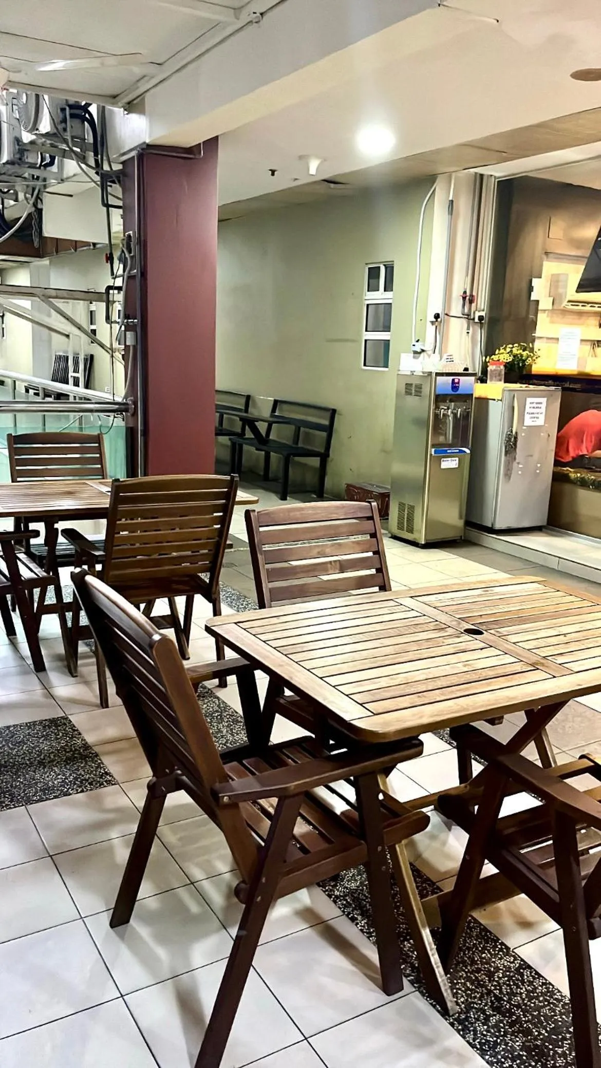 Switz Paradise Hotel