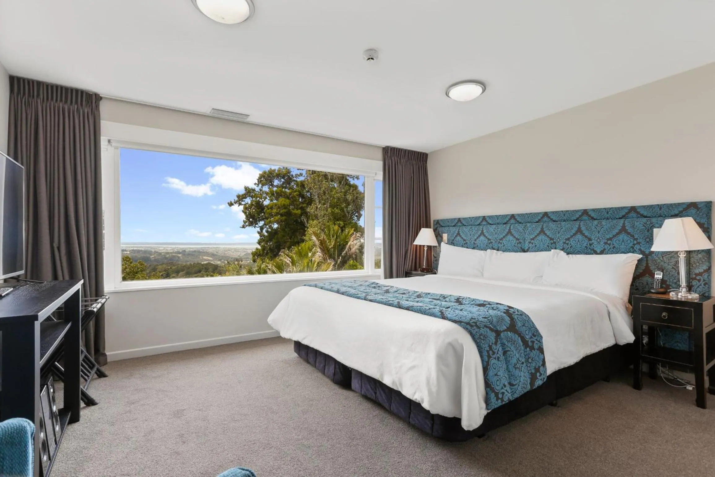 Bedroom, Bed in Waitakere Resort & Spa