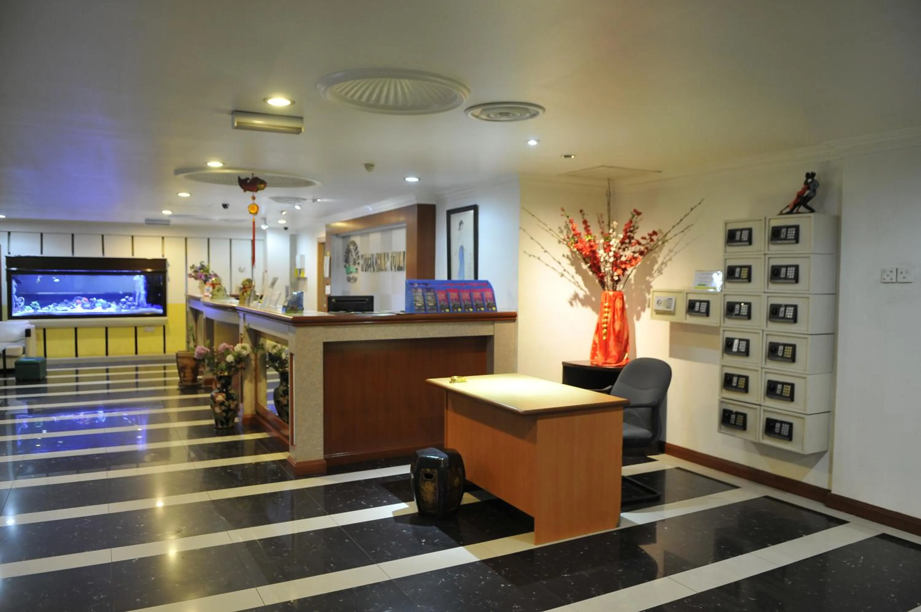 Lobby or reception in Hotel China Town 2