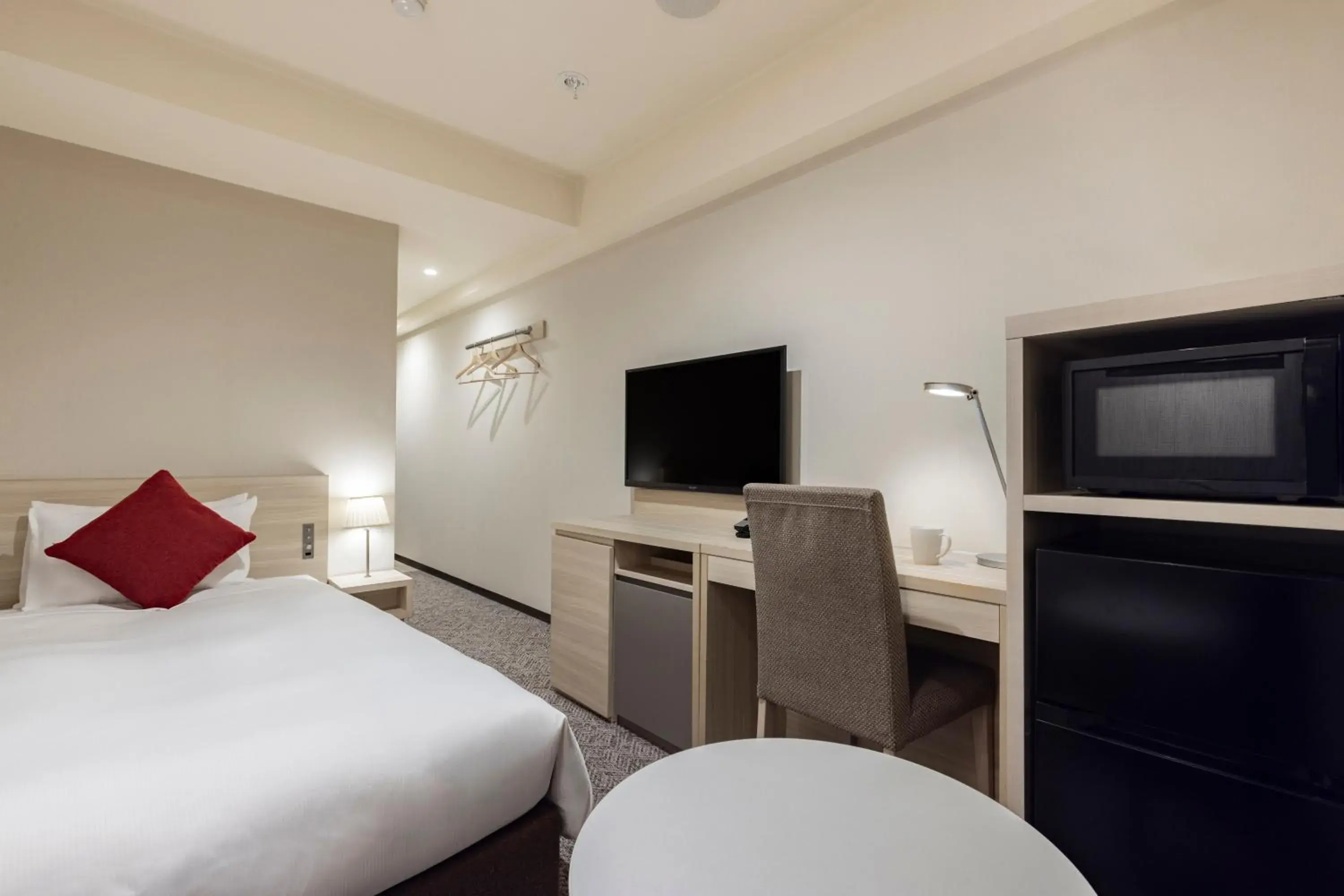 Moderate Room, Non Smoking - single occupancy in Tokyu Stay Yotsuya - Shinjuku Area Moderate Room, Non Smoking - single occupancy in Tokyu Stay Yotsuya - Shinjuku Area