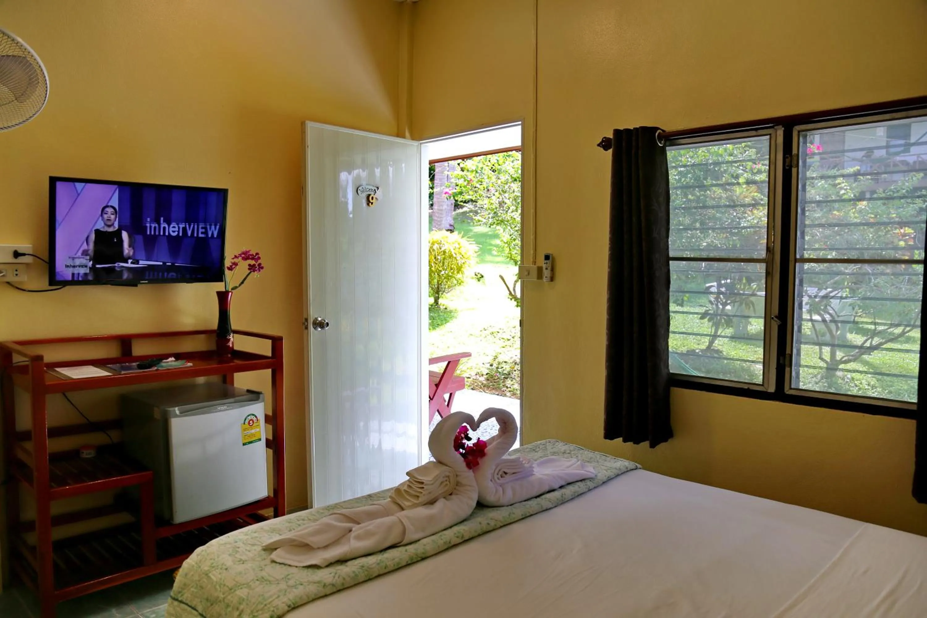 Bed in TP Hut Bungalows