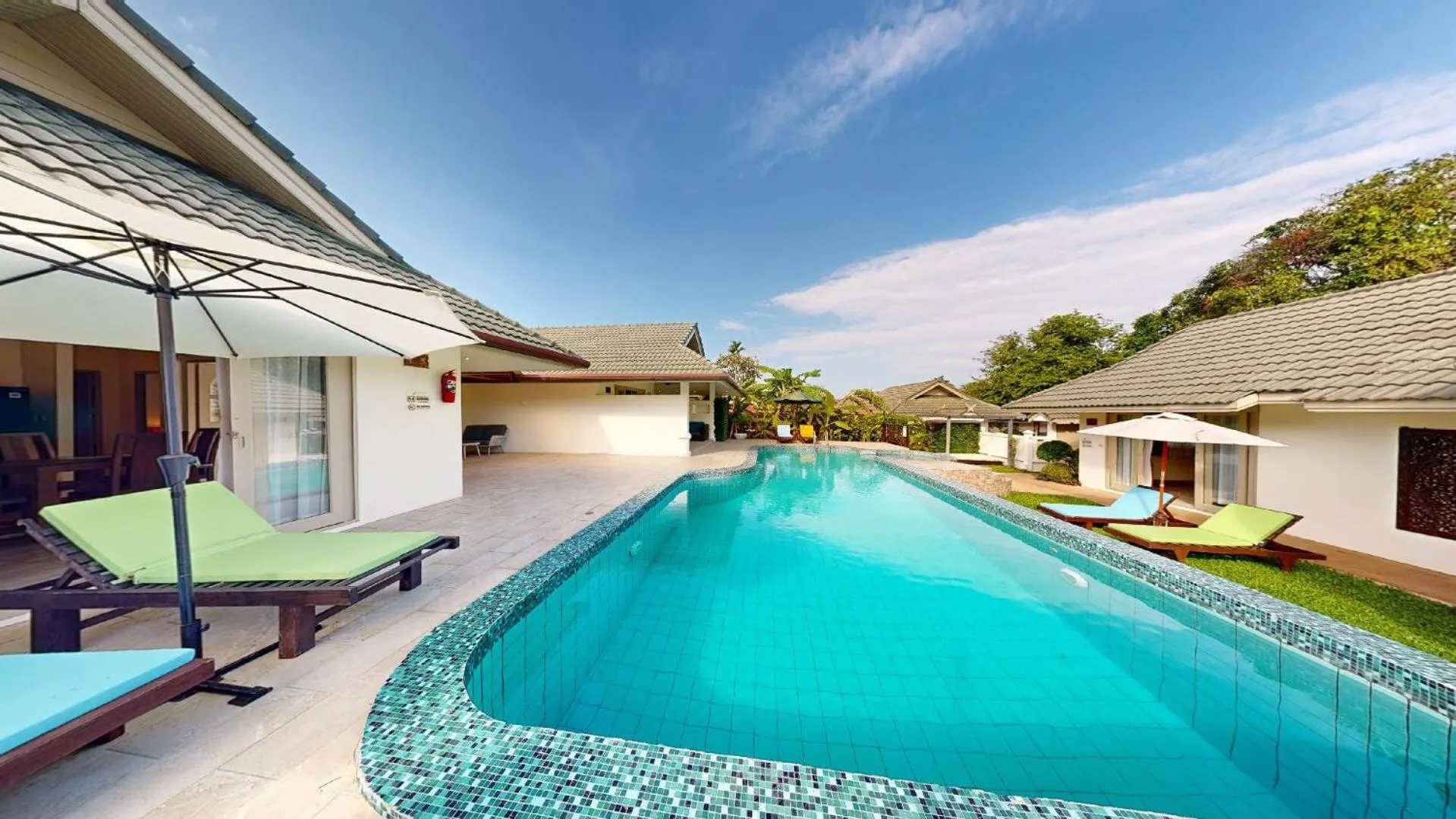 Swimming pool in Idyllic Samui Beach Villa Resort