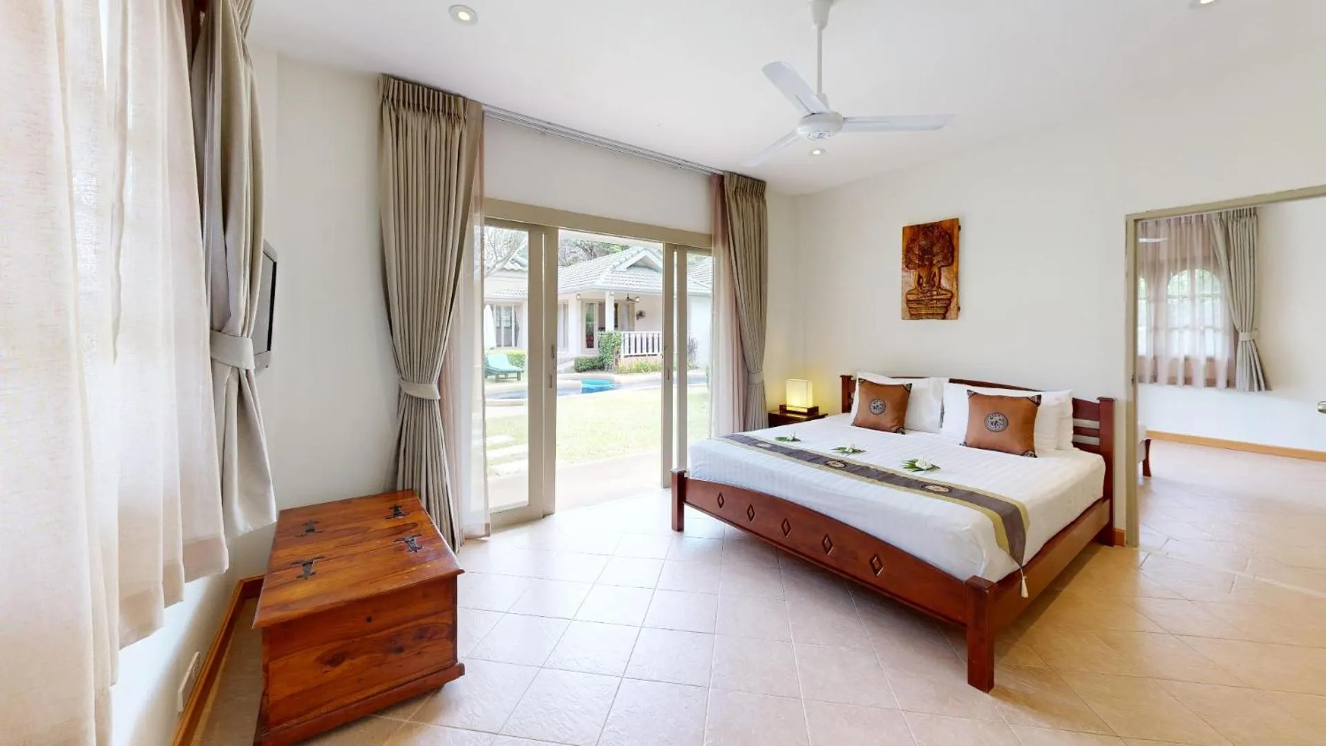 Bed in Idyllic Samui Beach Villa Resort