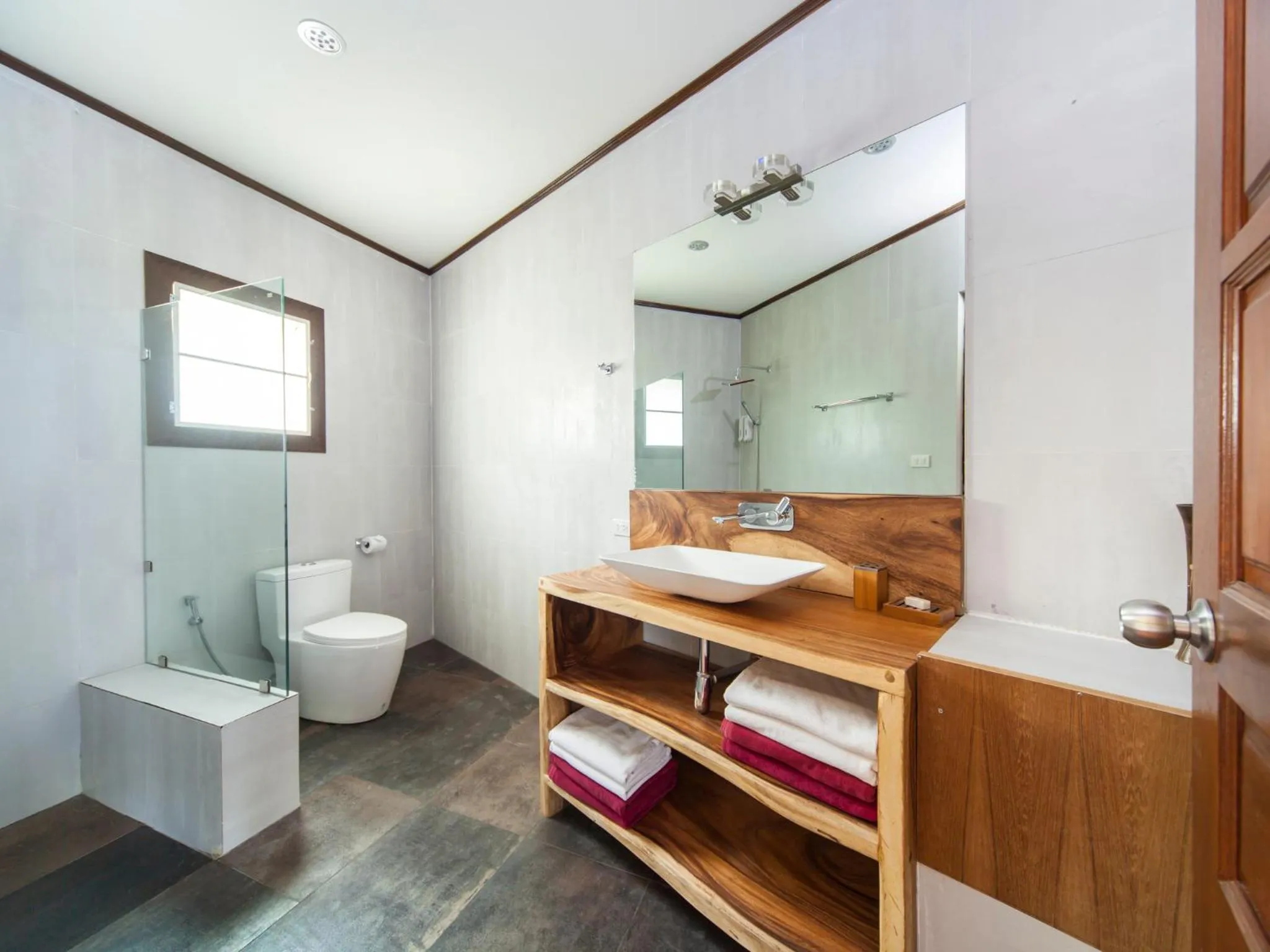 Bathroom in Idyllic Samui Beach Villa Resort