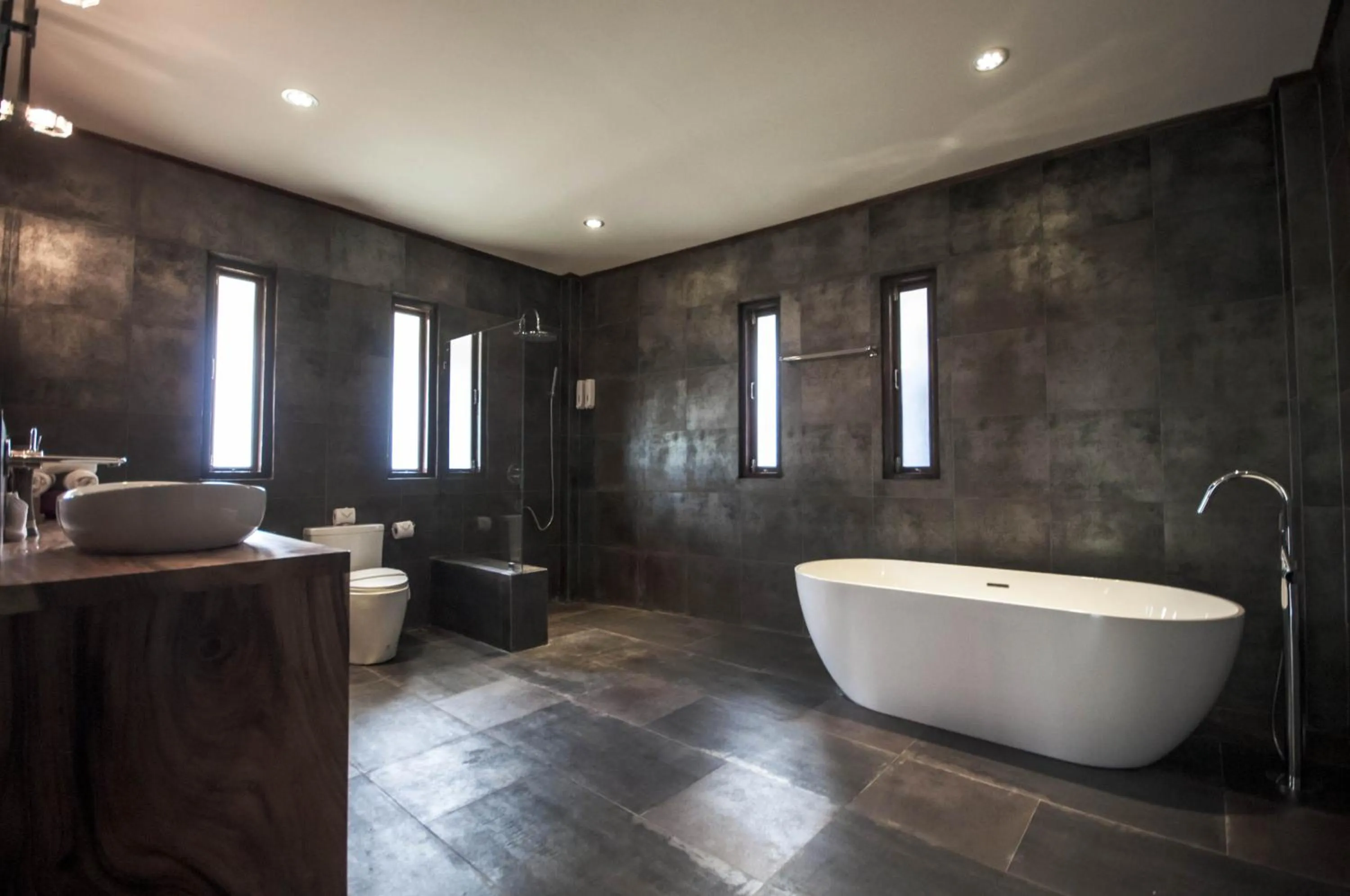 Bathroom in Idyllic Samui Beach Villa Resort