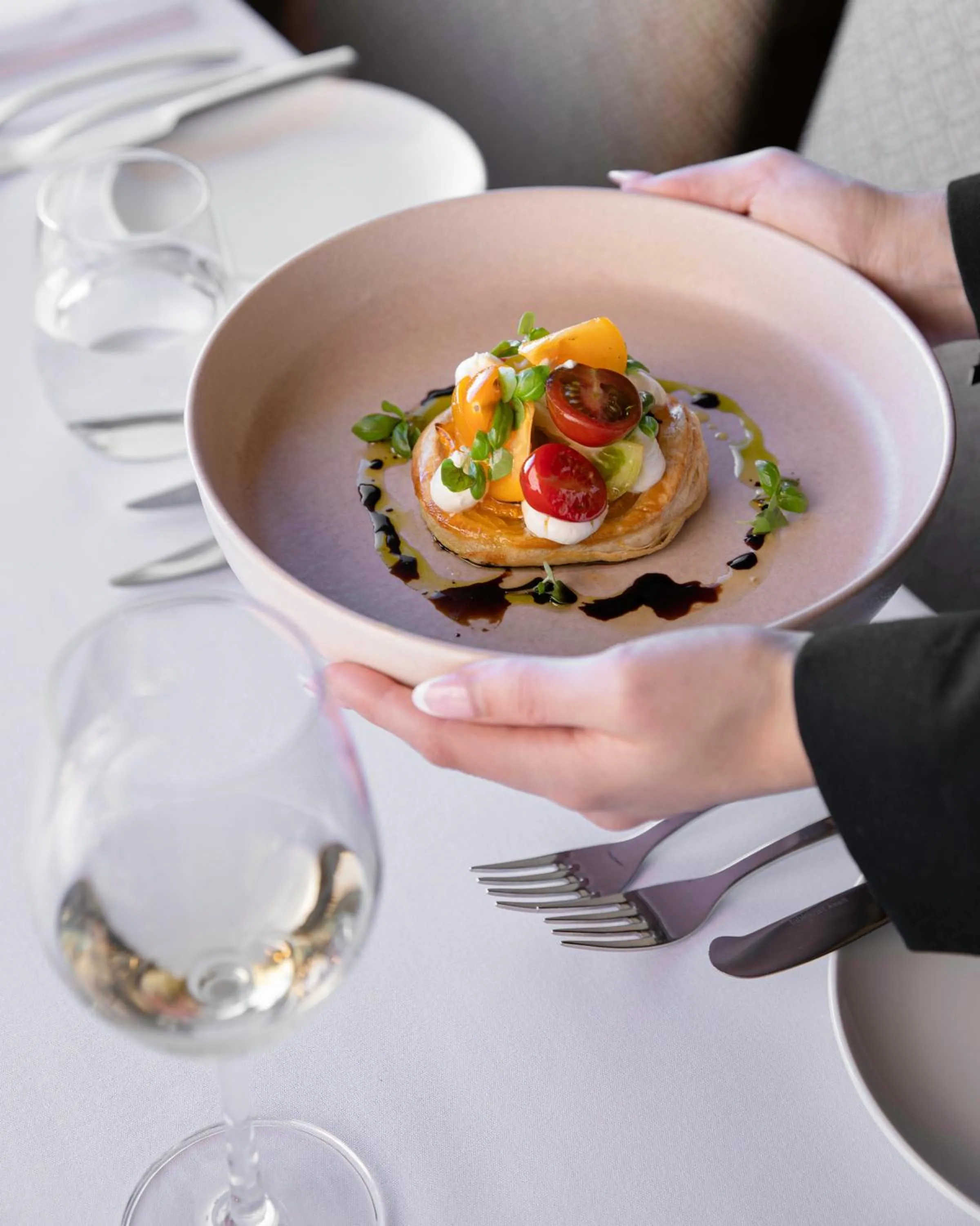 Food and drinks in Mountain Heritage Hotel