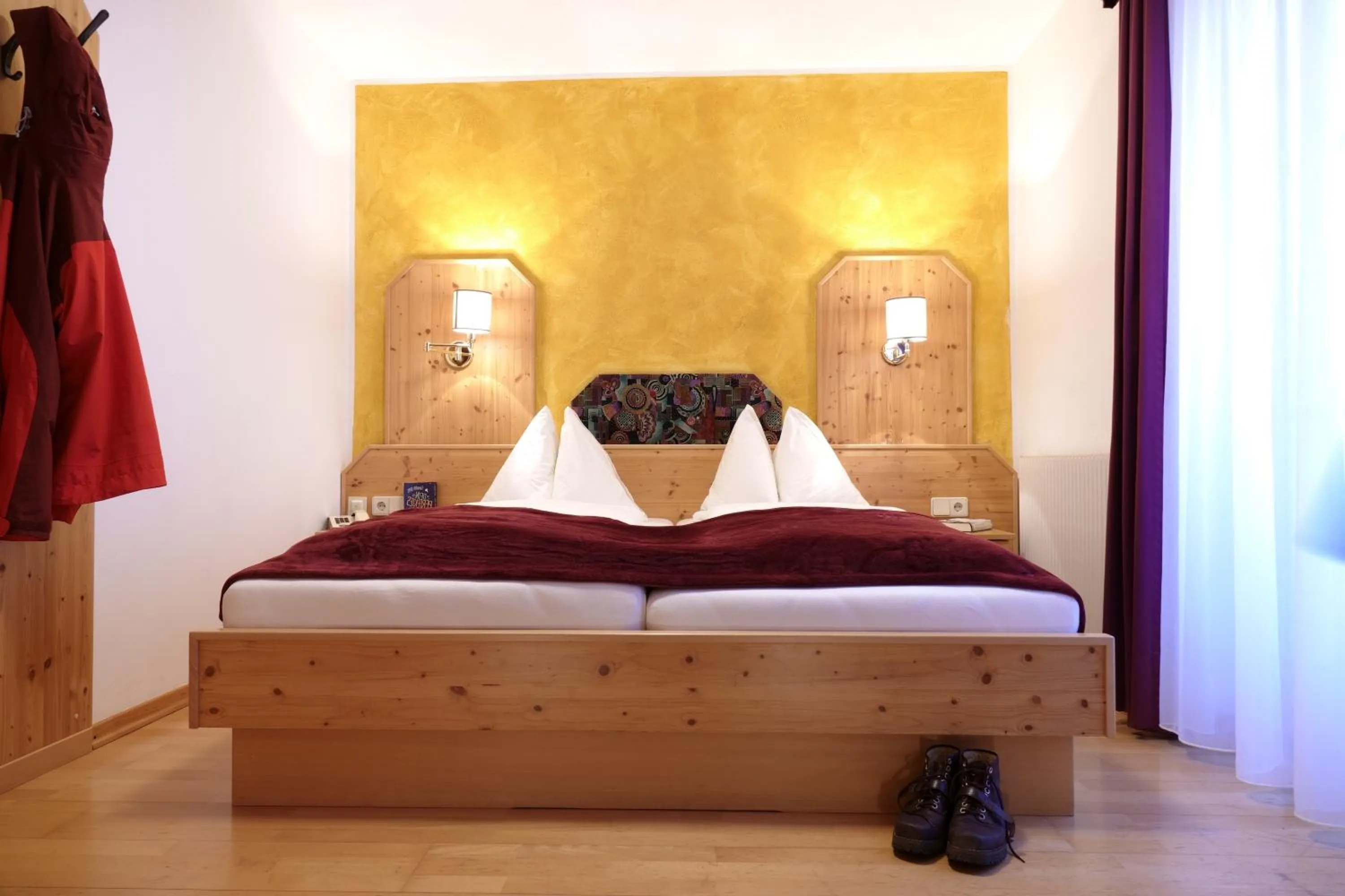 Bed in Hotel Malteinerhof