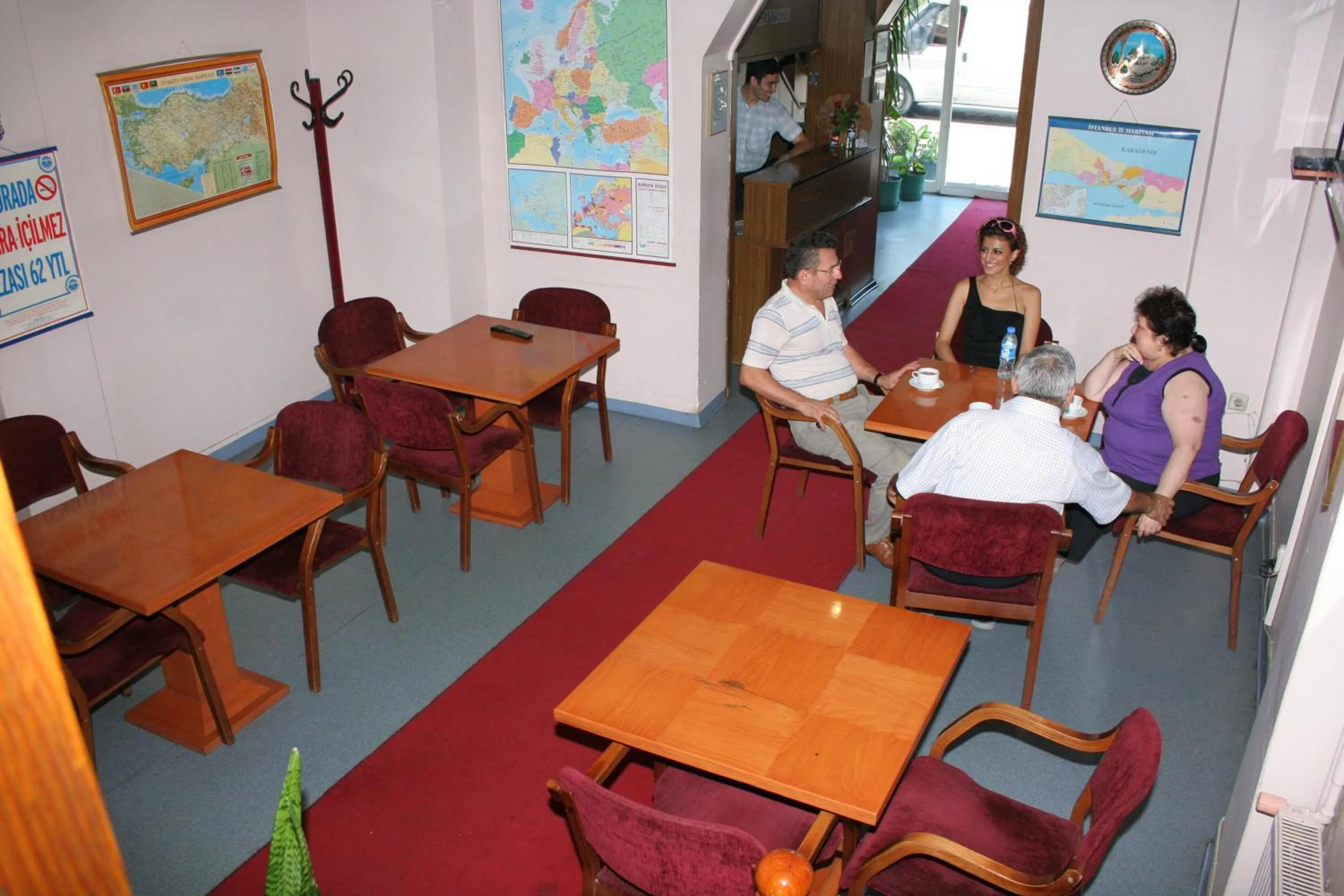 Lobby or reception in Cagri Hotel