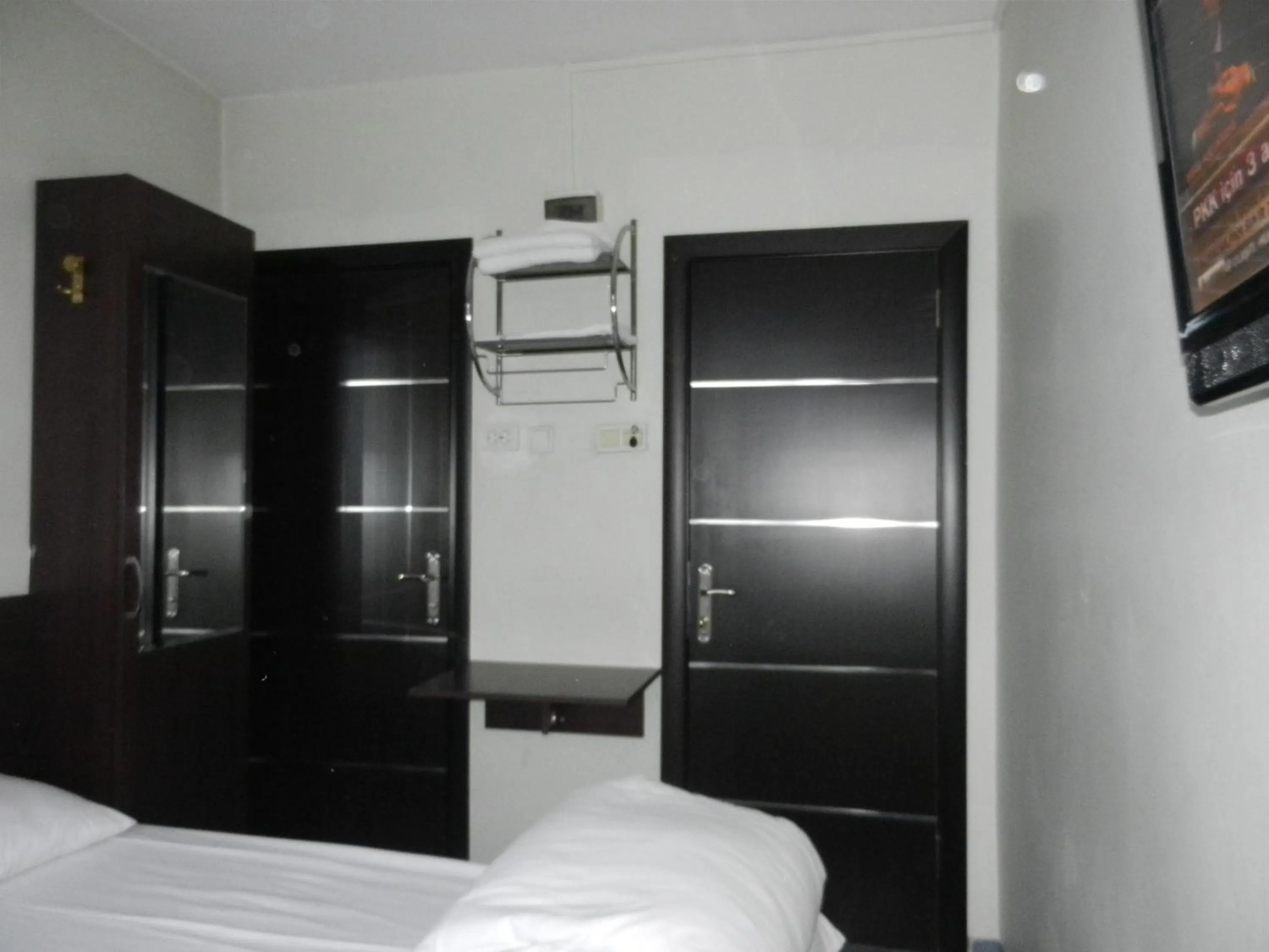 Photo of the whole room, Bed in Cagri Hotel