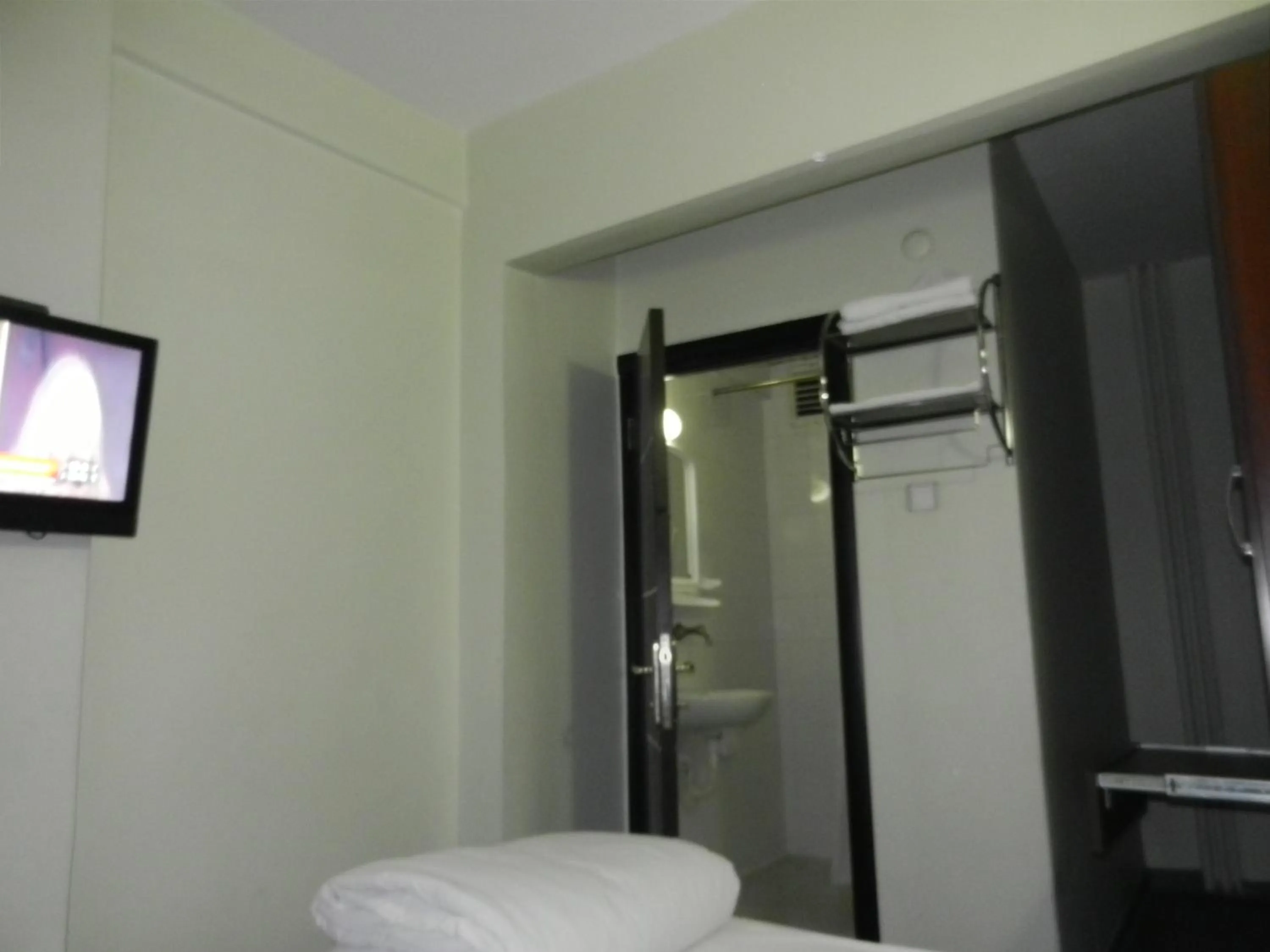 Photo of the whole room in Cagri Hotel