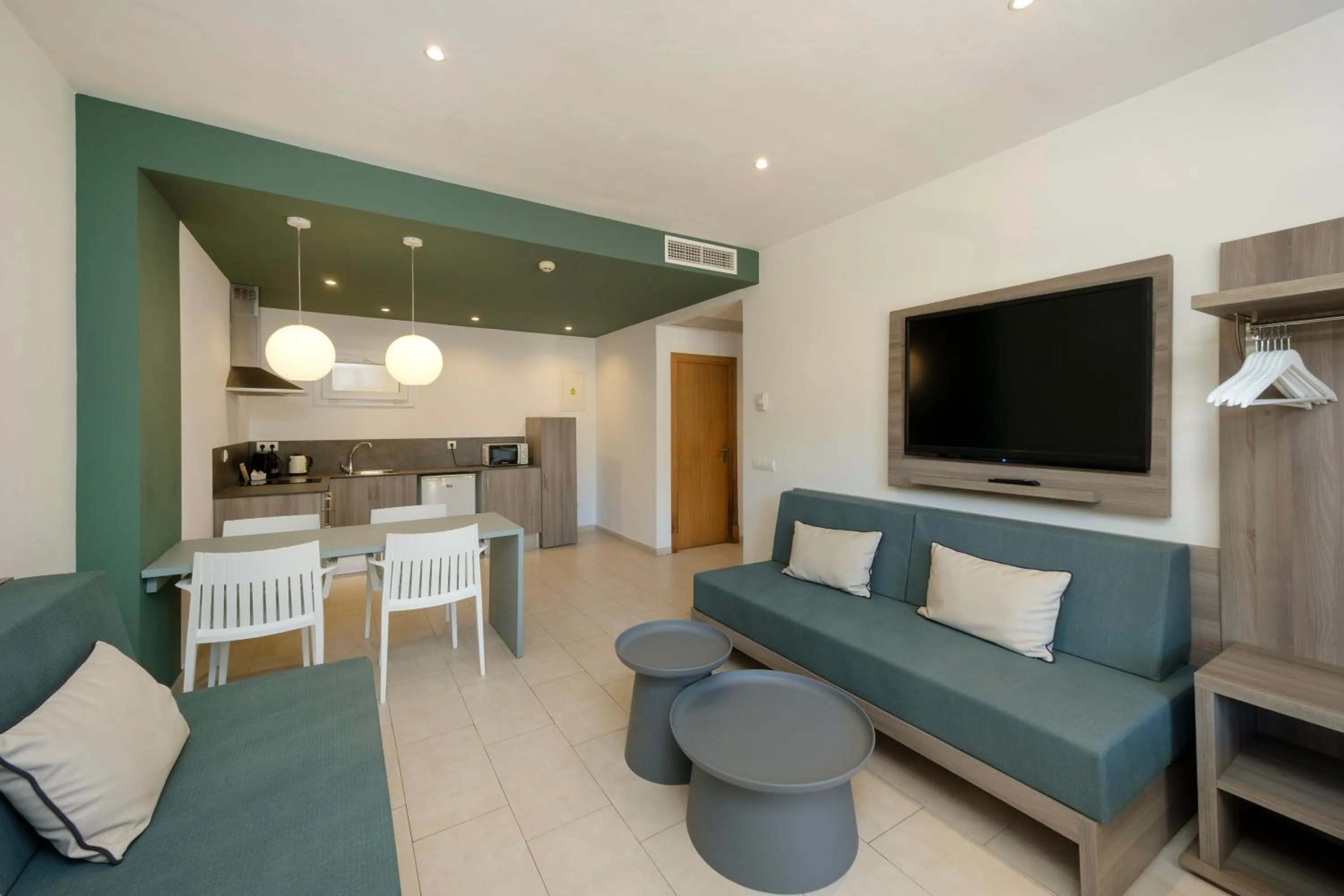 Living room in Cabot Tres Torres Apartamentos