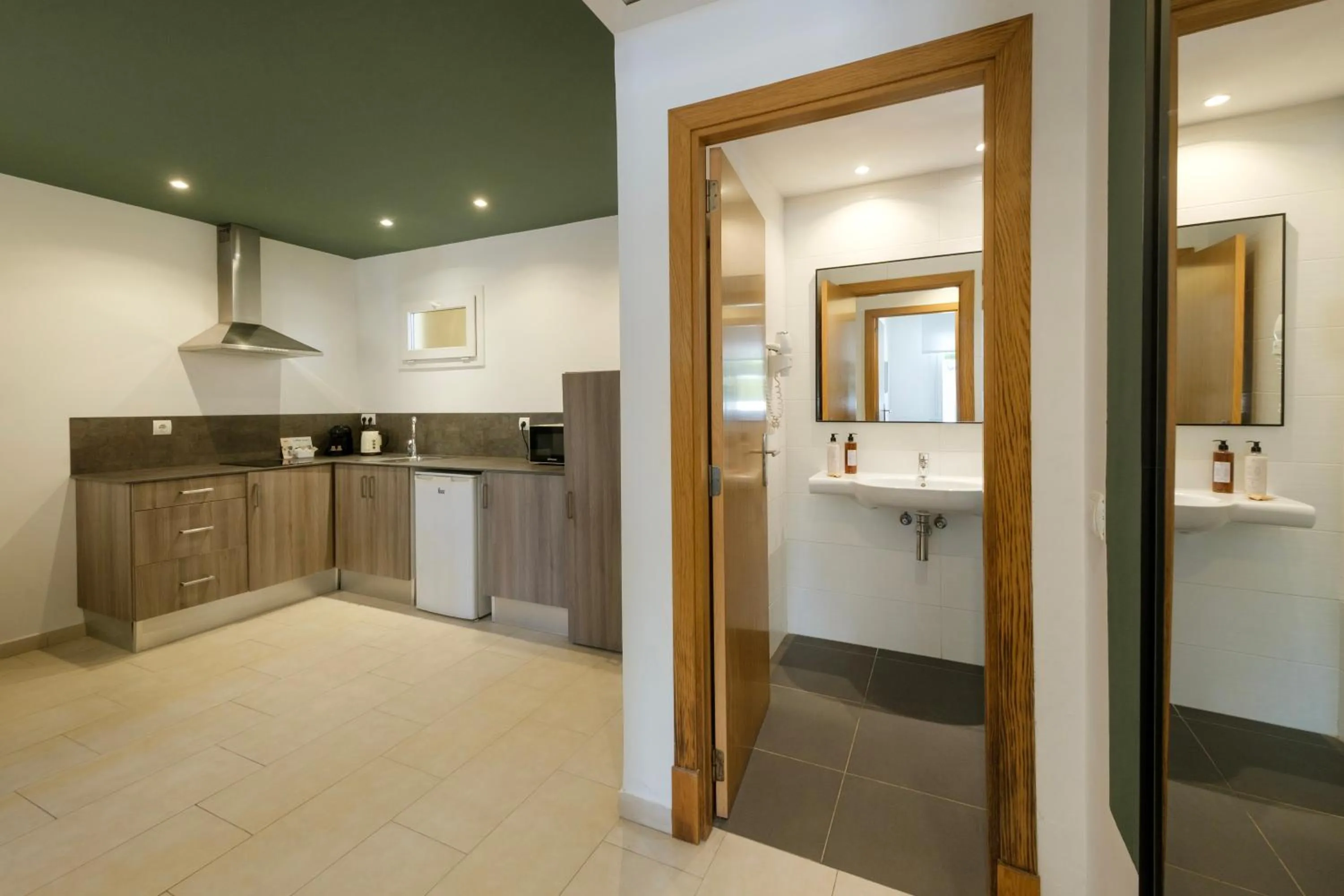 kitchen in Cabot Tres Torres Apartamentos