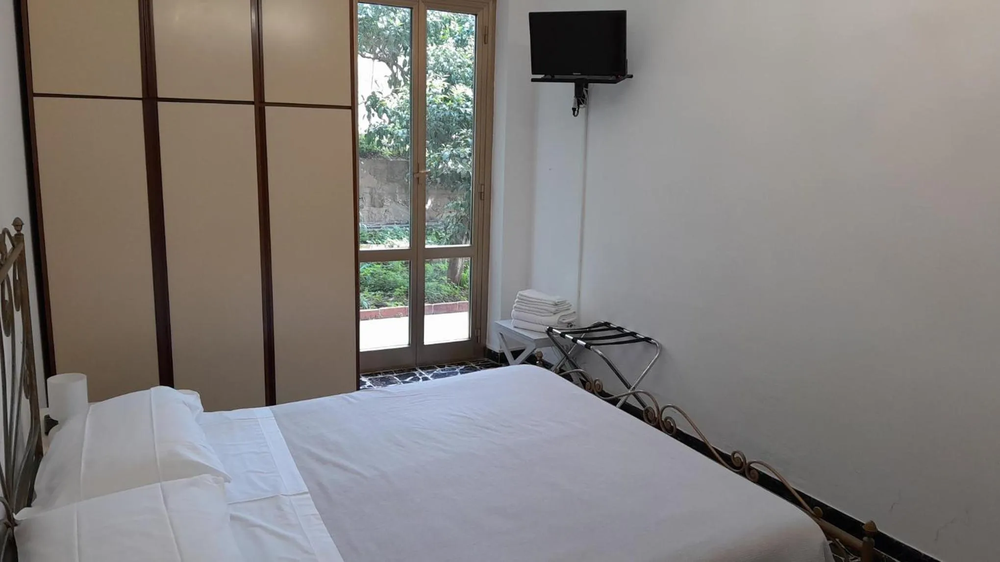 Bed in Hotel Villa Argentina