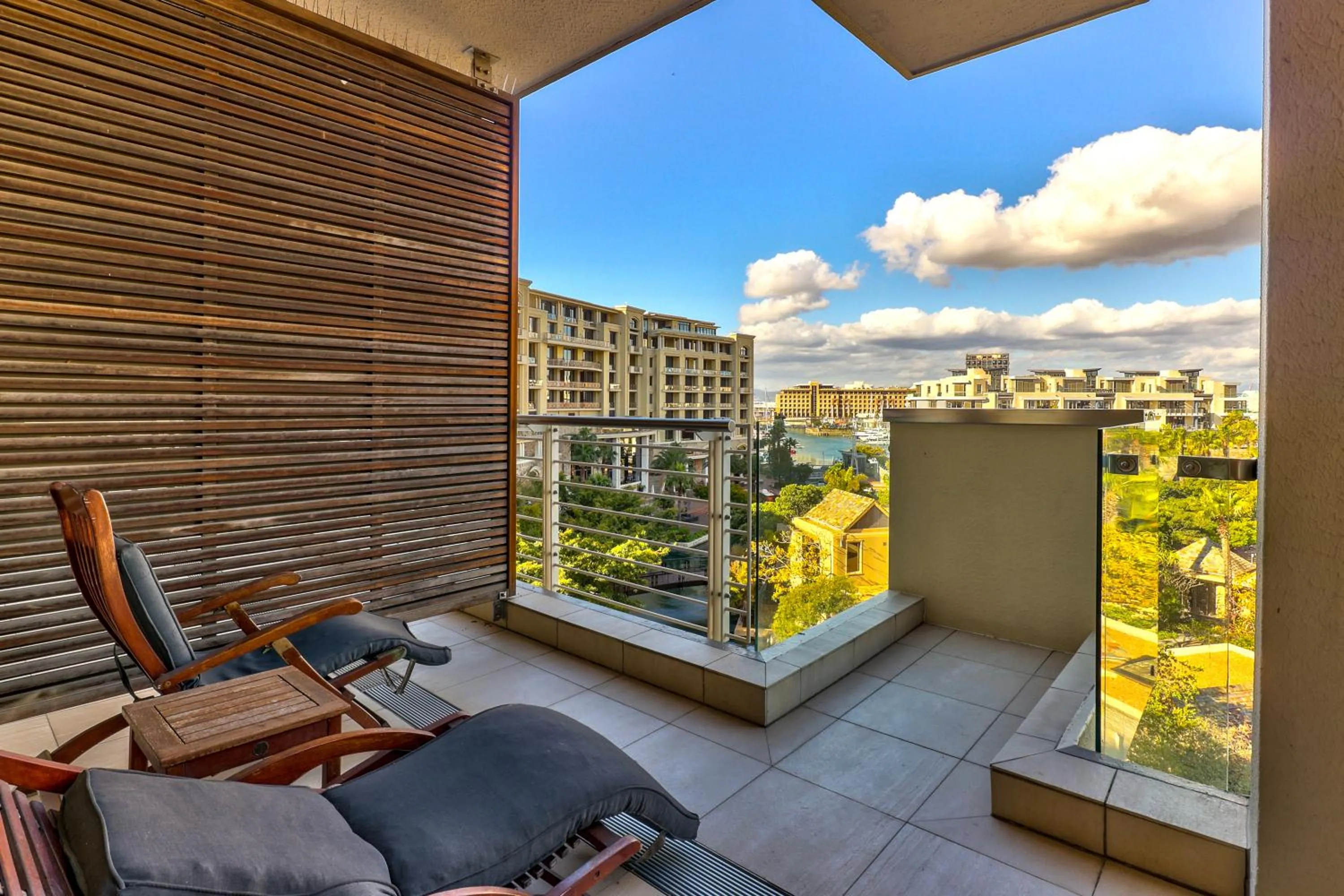 Balcony/Terrace in Lawhill Luxury Apartments - V & A Waterfront