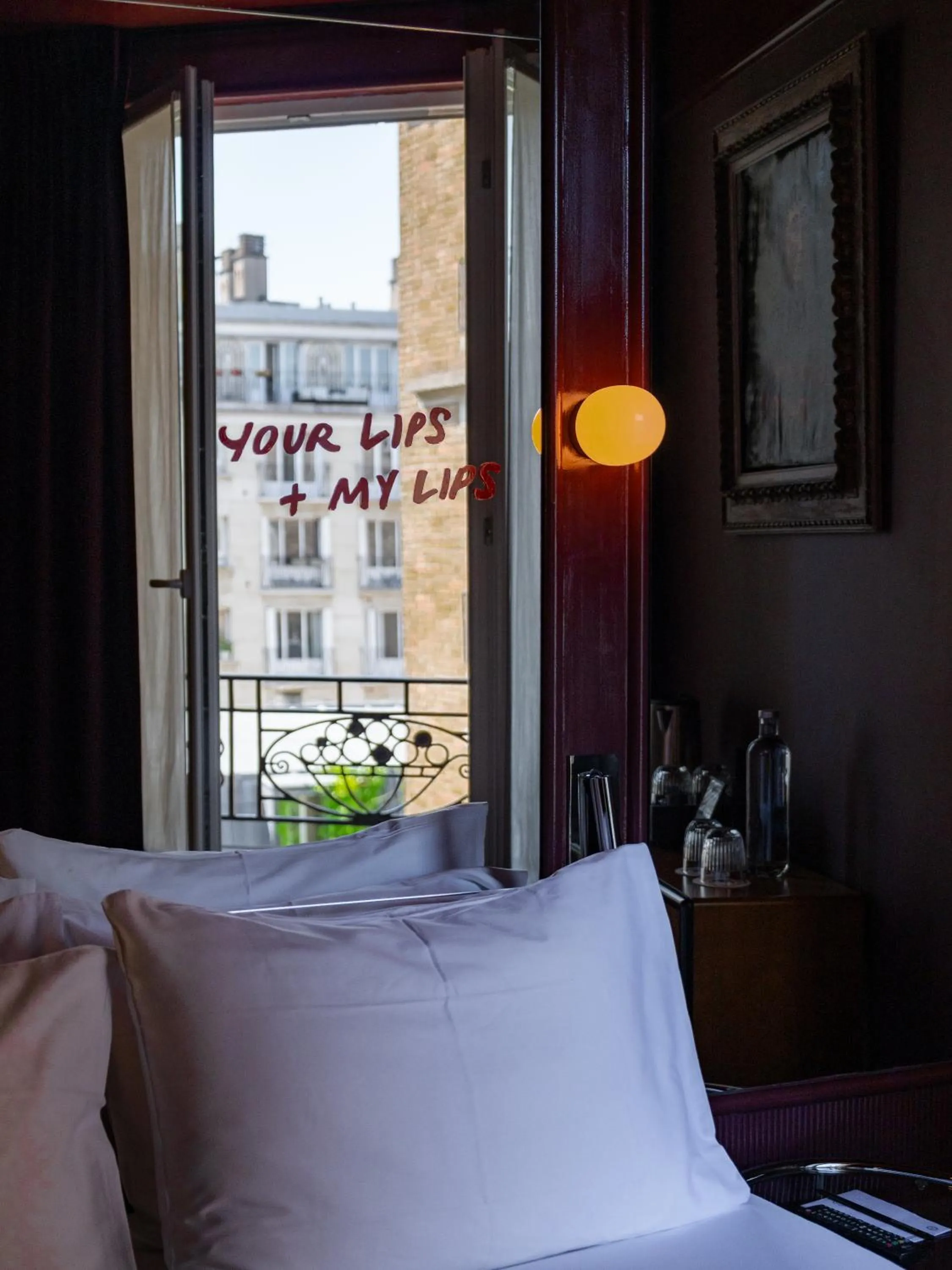 Bedroom, Bed in Hôtel La Conversation