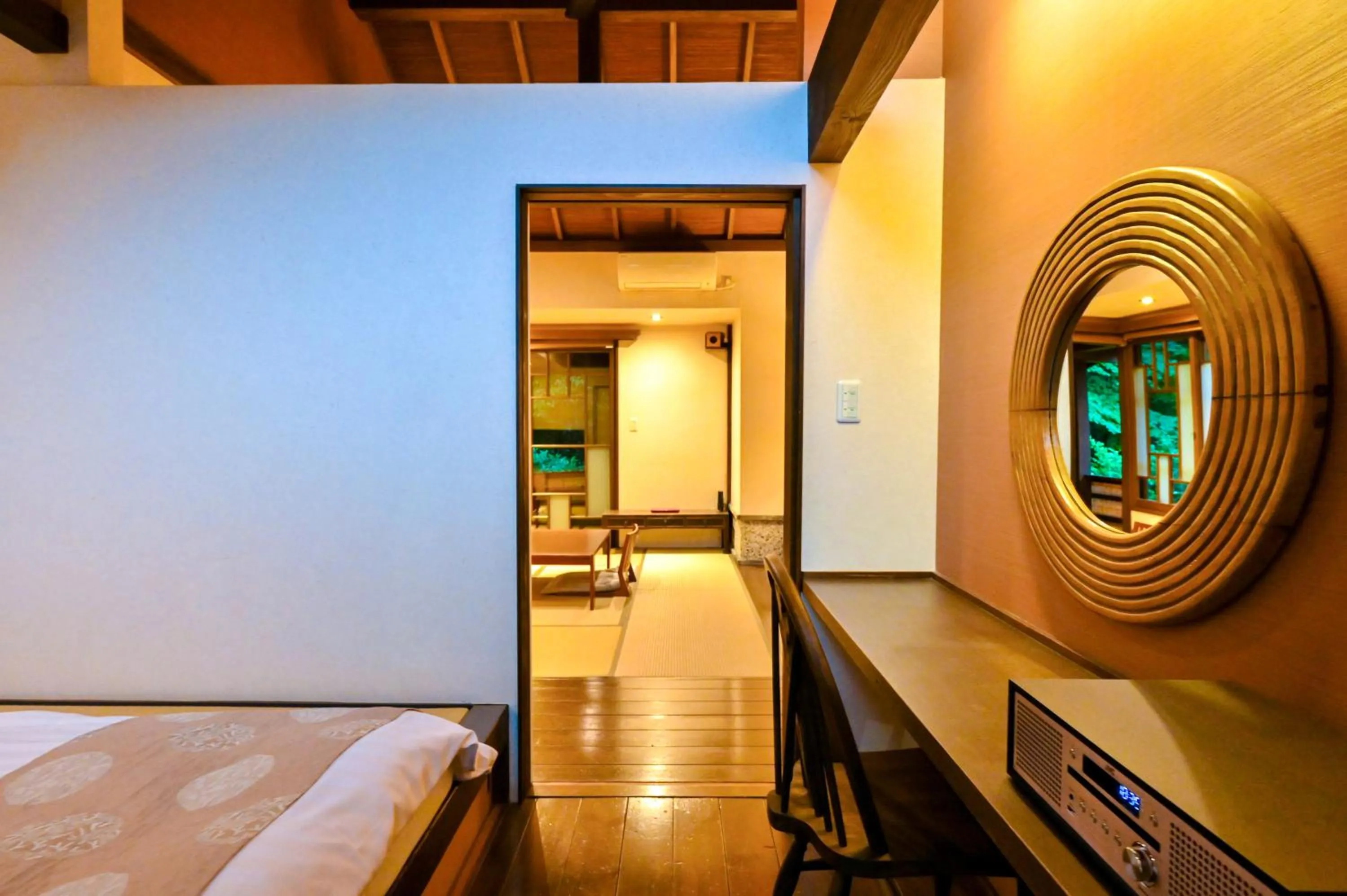 Bedroom, Bed in Ikkoten