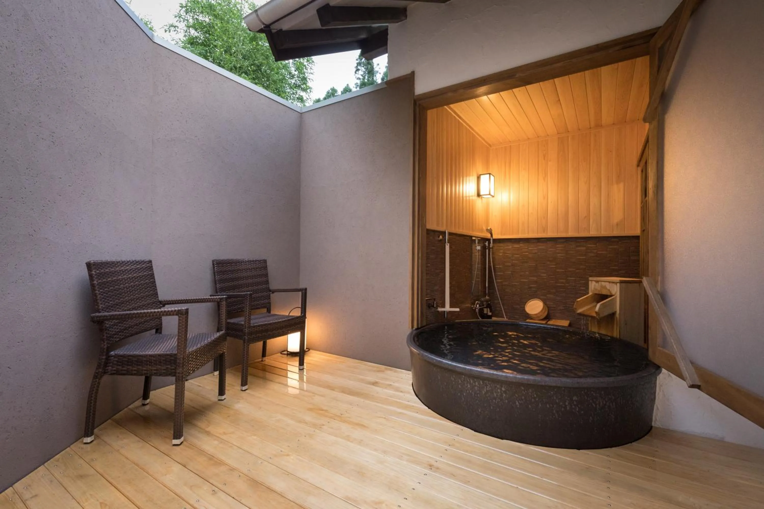 Open Air Bath in Ikkoten