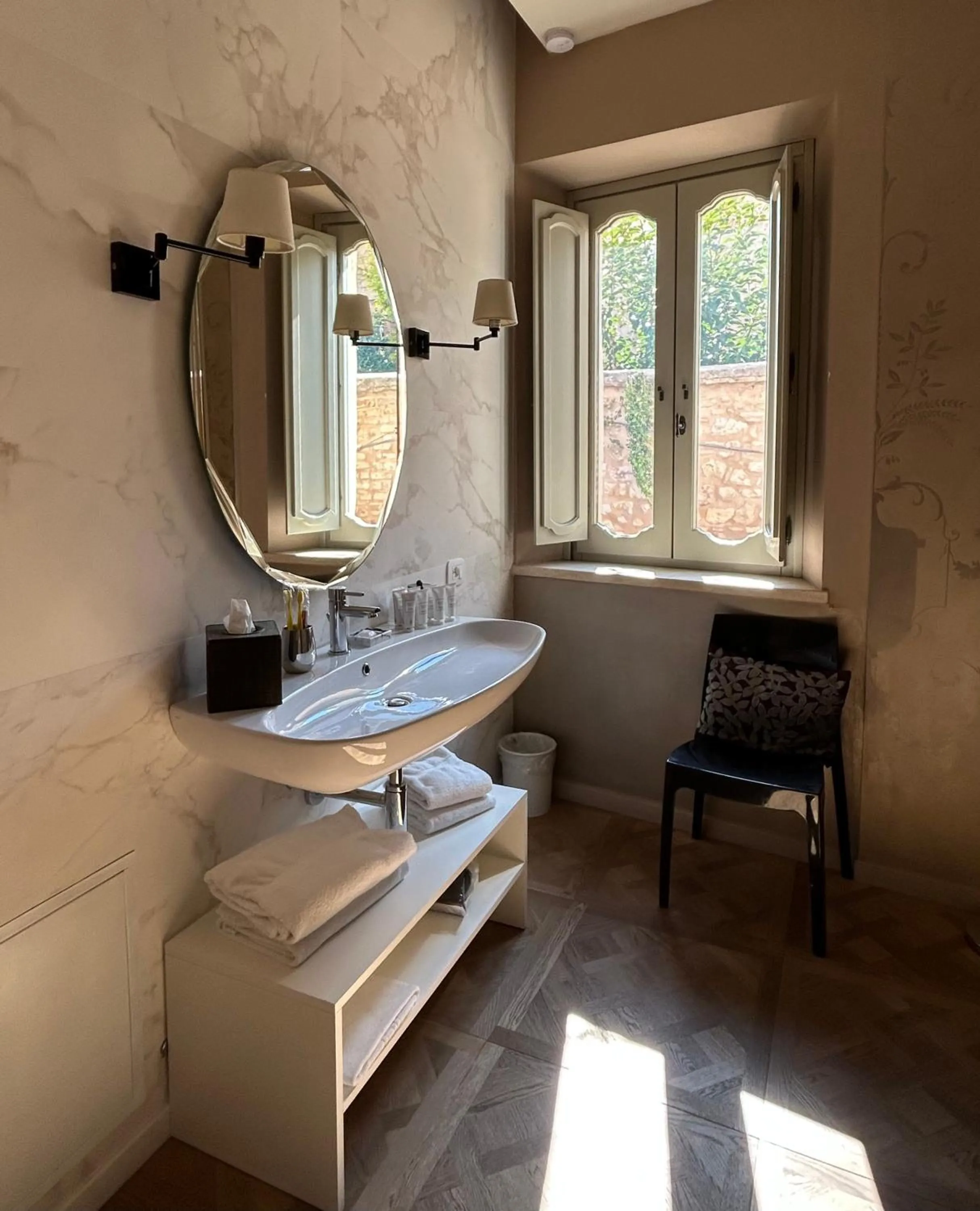 Bathroom in Palazzo Bontadosi Hotel & Spa