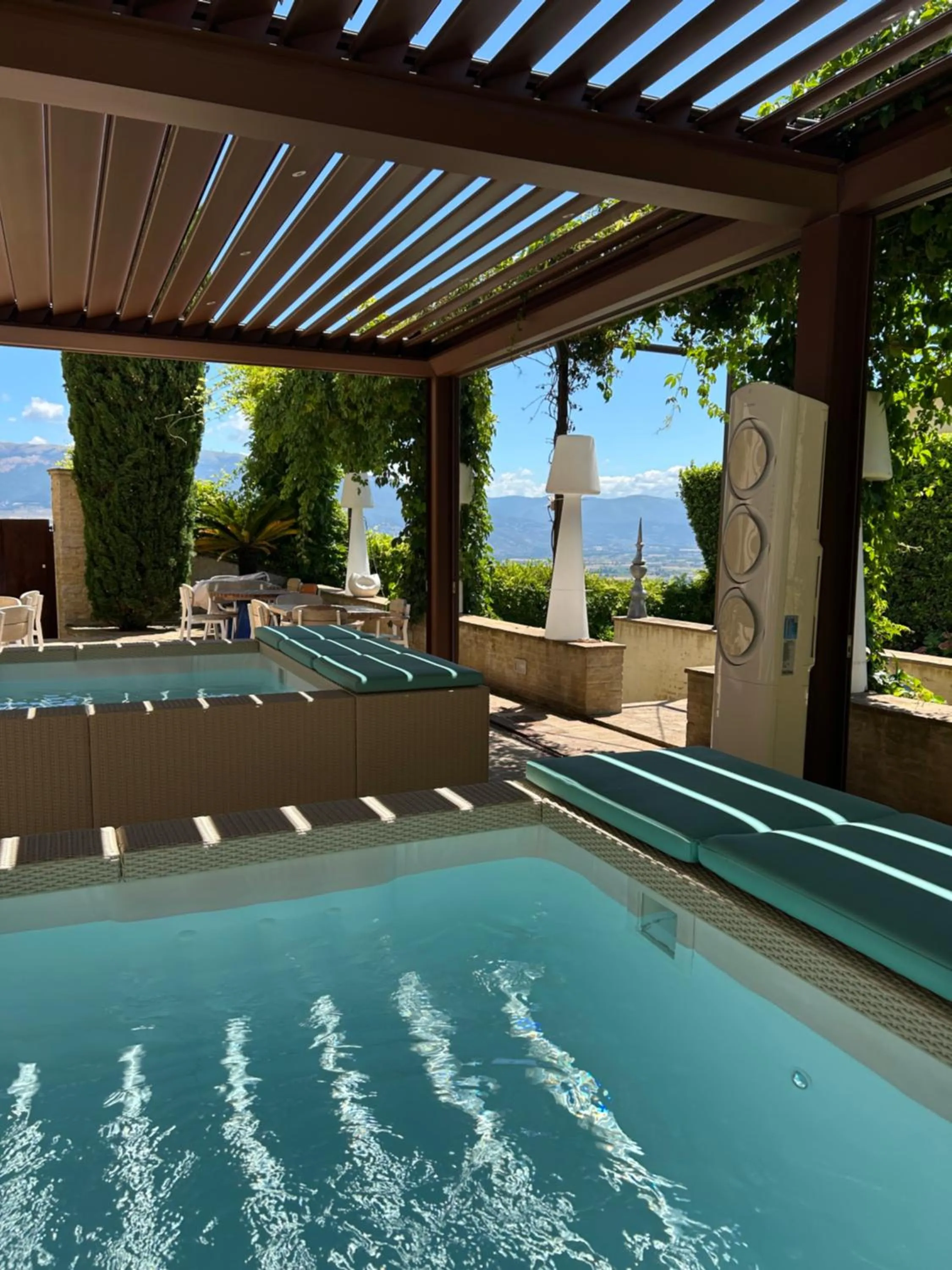 Hot Tub in Palazzo Bontadosi Hotel & Spa