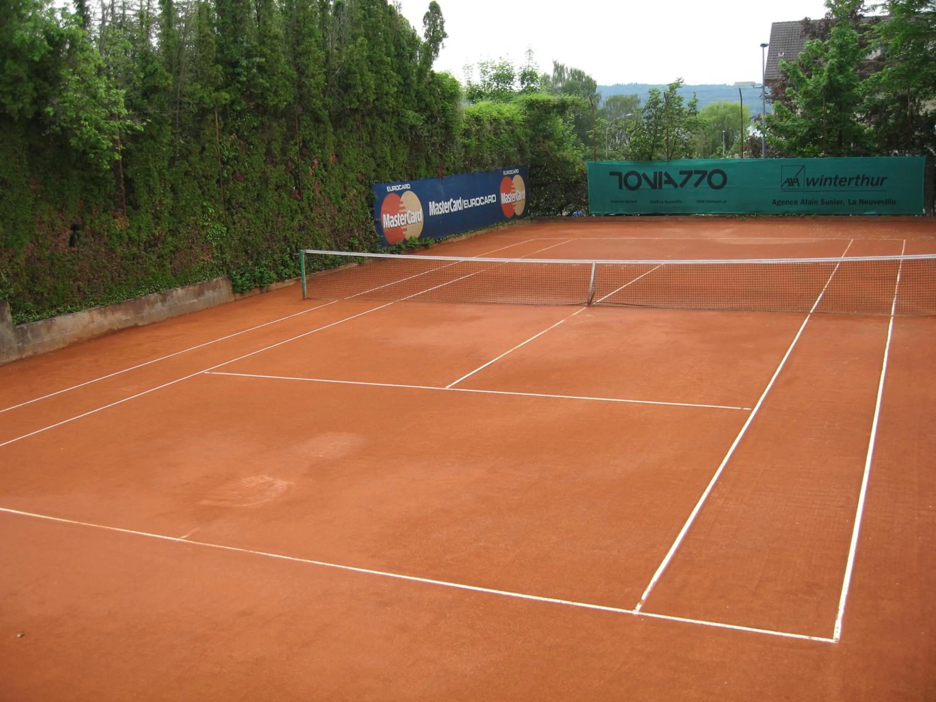 Tennis court in Hôtel Garni Villa Carmen
