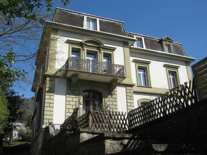 Facade/entrance in Hôtel Garni Villa Carmen