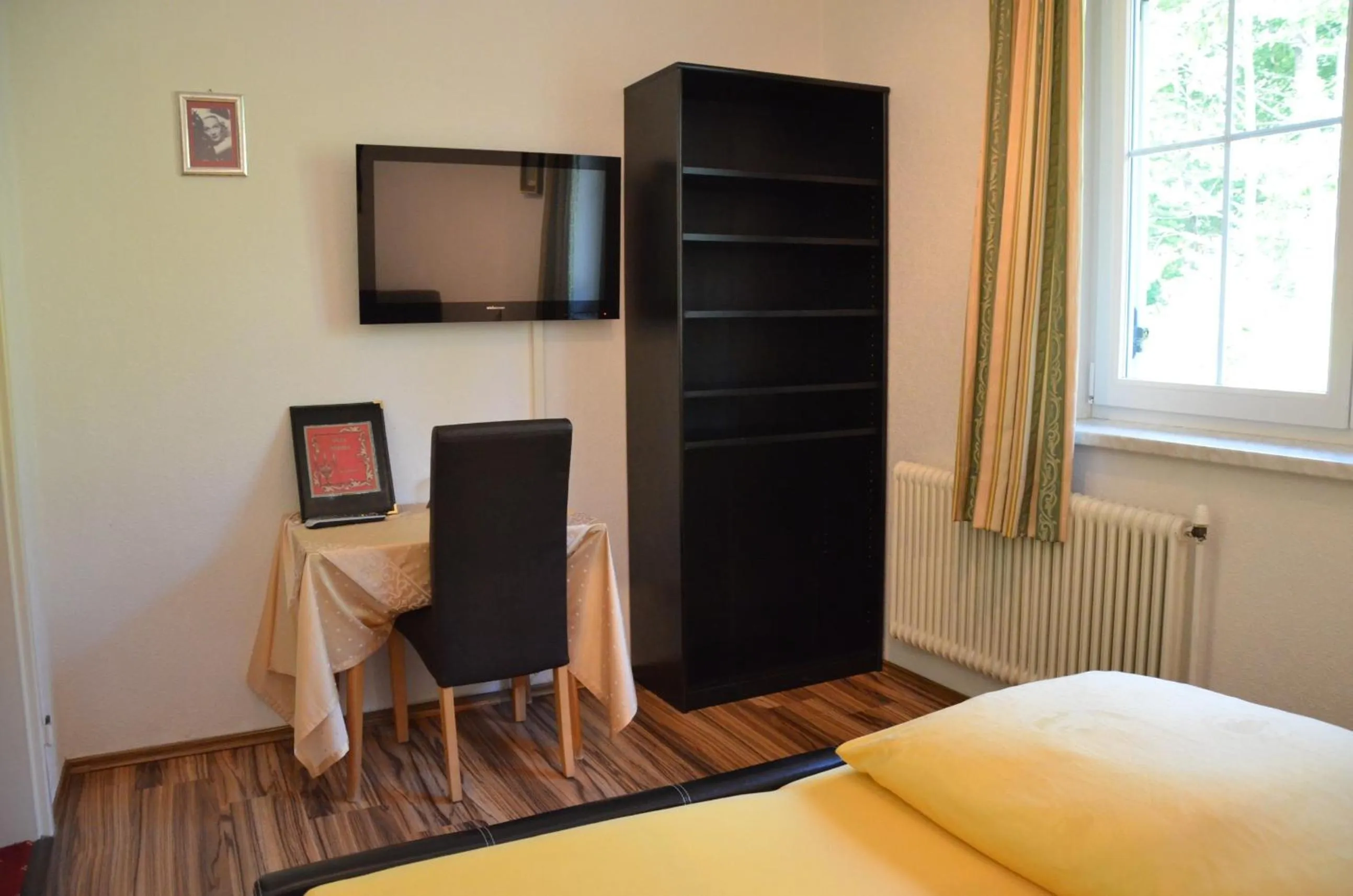 Bed in Villa Desiree - Hotel Garni - Adults Only