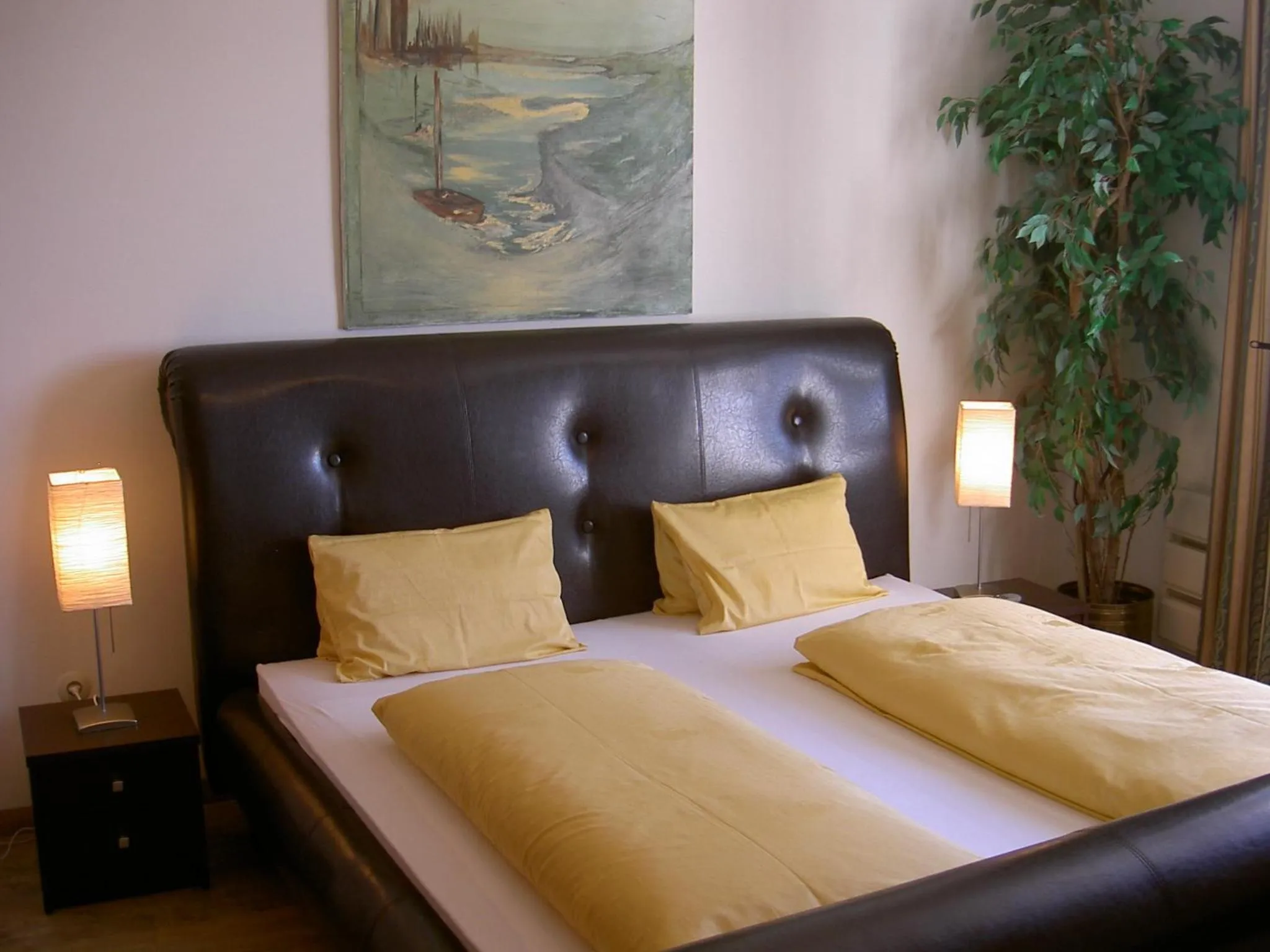 Bed in Villa Desiree - Hotel Garni - Adults Only