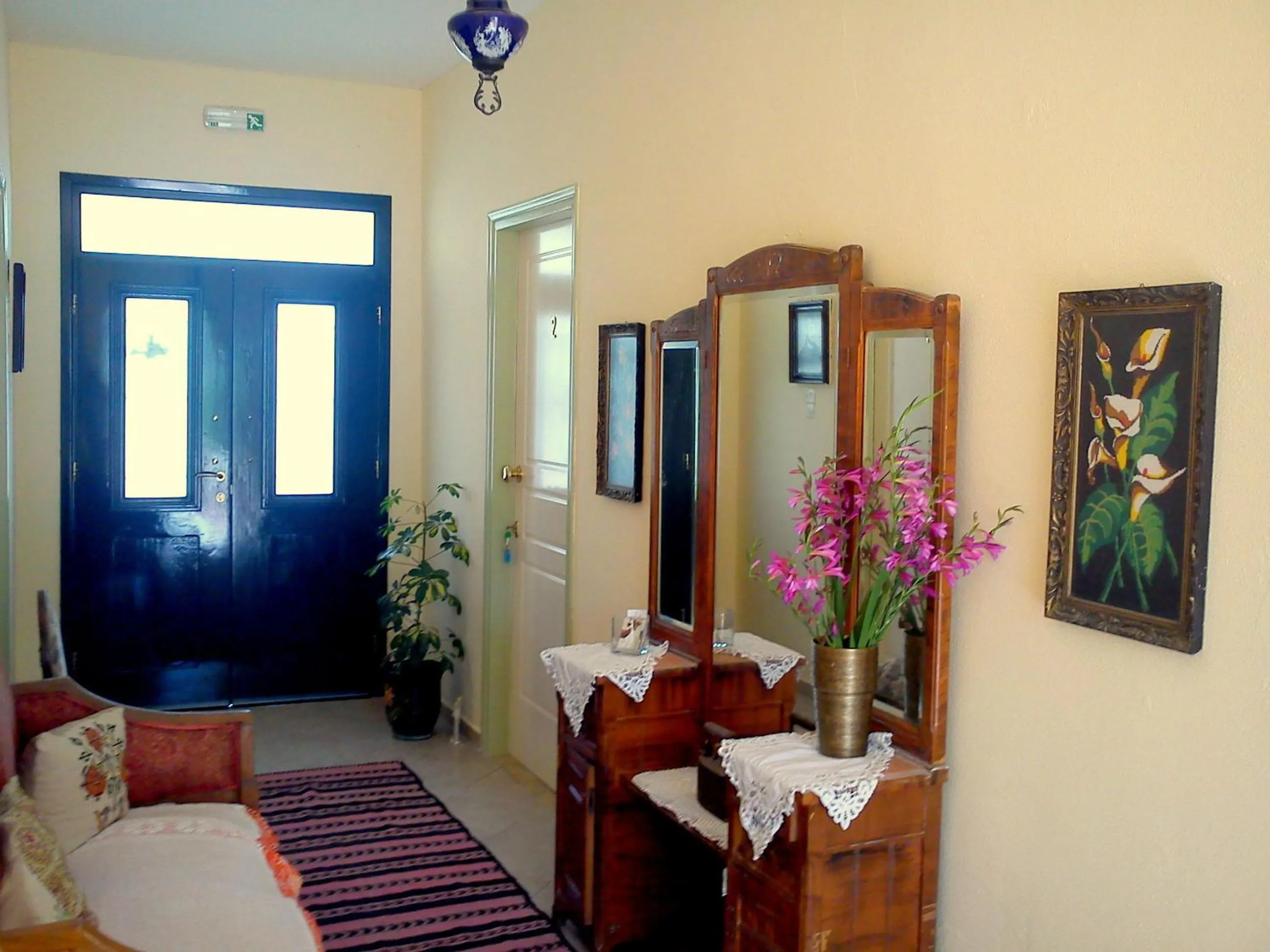 Seating area in Hariklia Rent Rooms