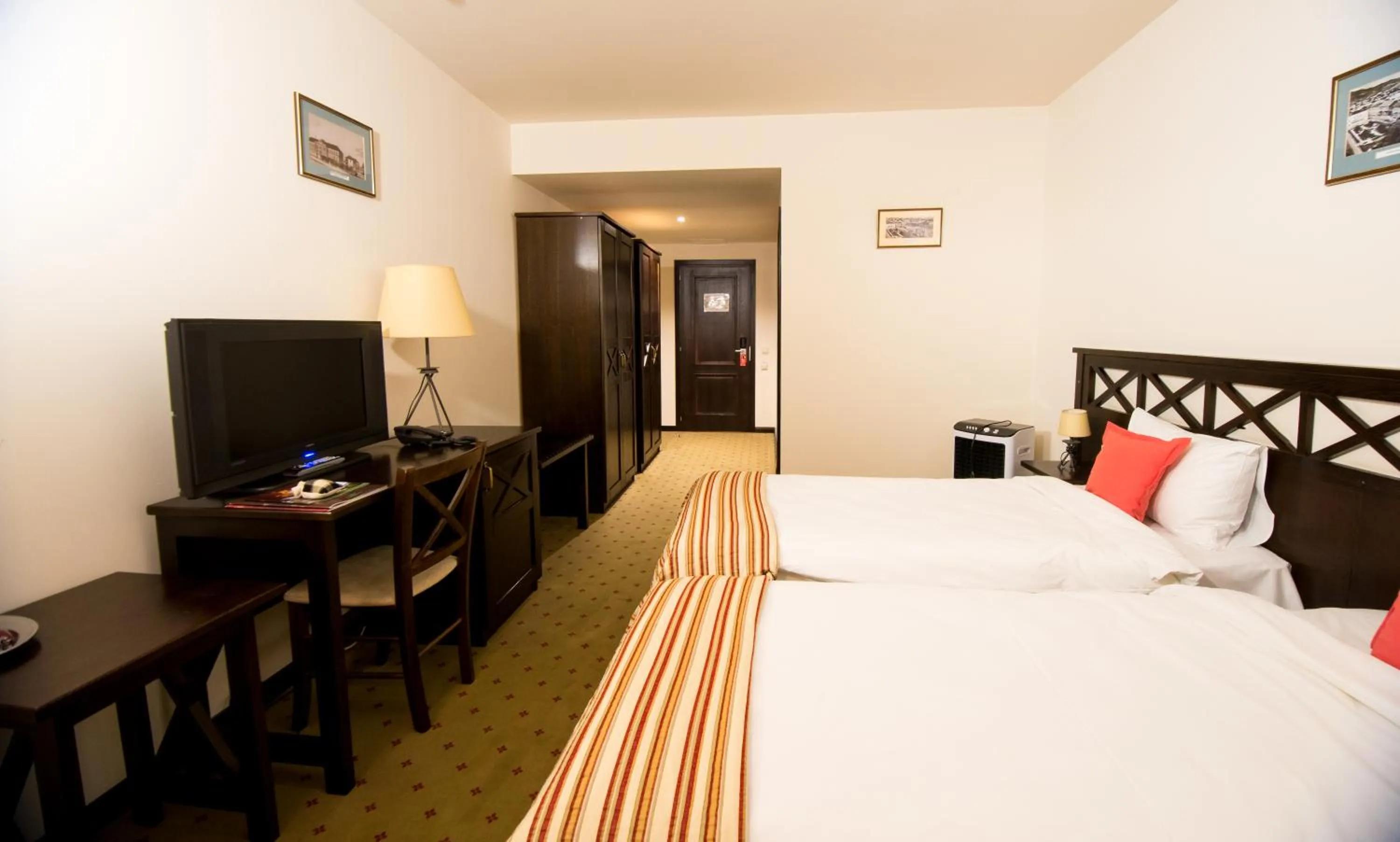 Bedroom, Bed in Hotel Gradina Morii