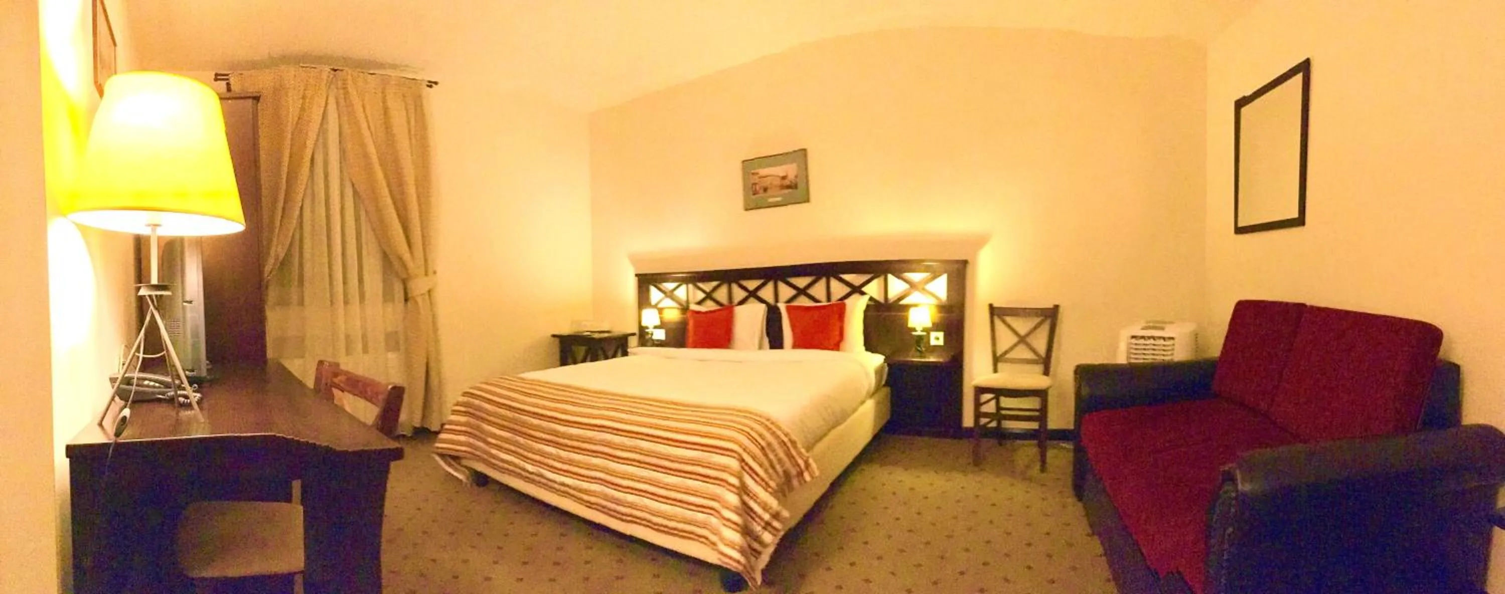 Bedroom, Bed in Hotel Gradina Morii