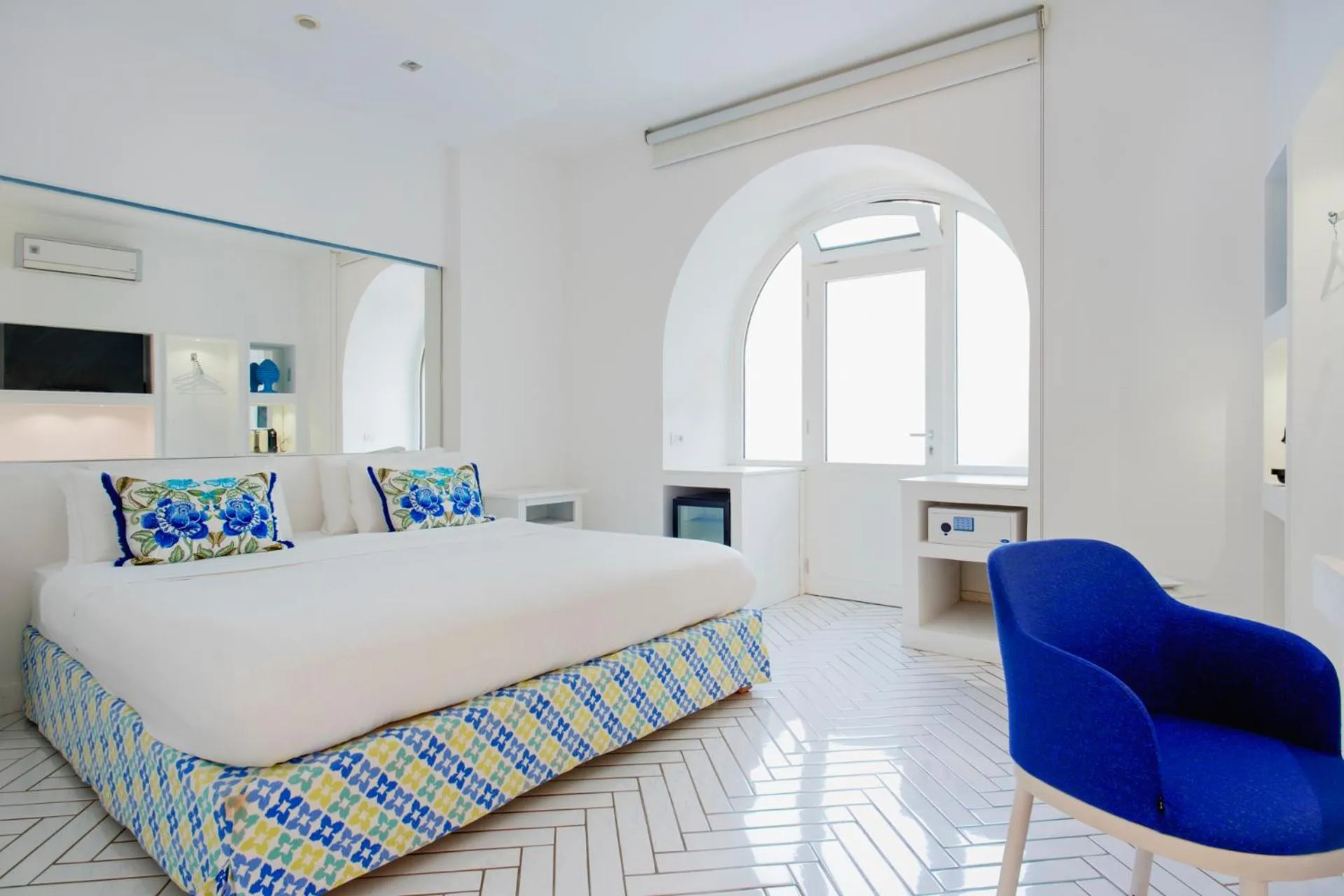 Bedroom, Bed in Relais Correale Rooms & Garden