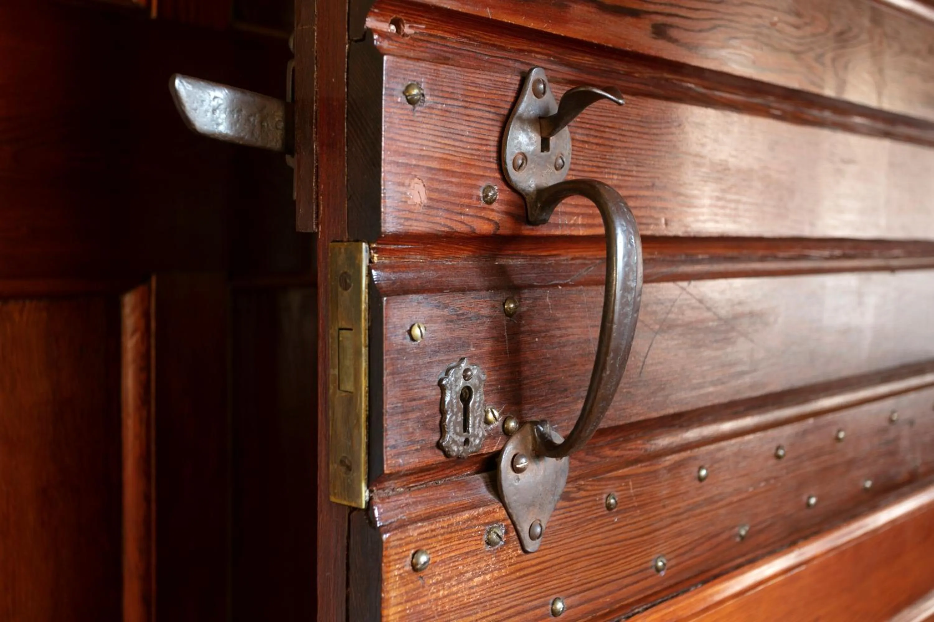 Decorative detail in Brooklyn Manor