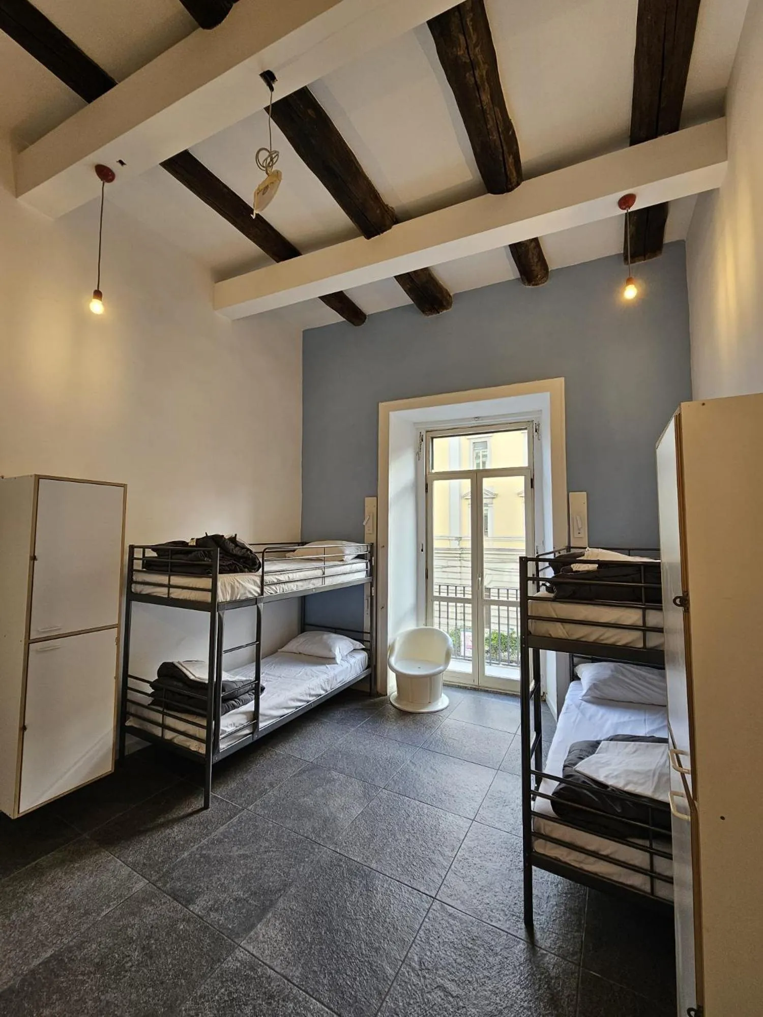 Bed in La Controra Hostel Naples