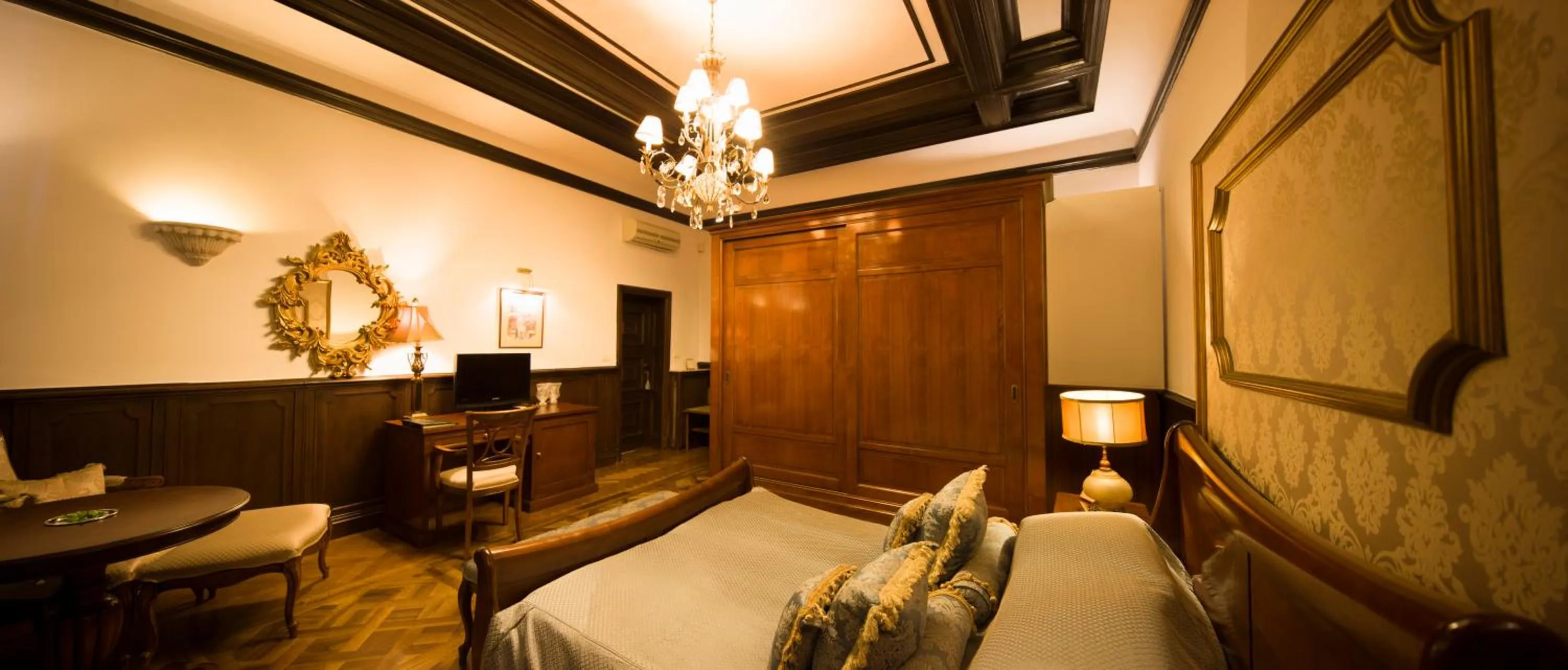 Bed in Scala Boutique-Hotel