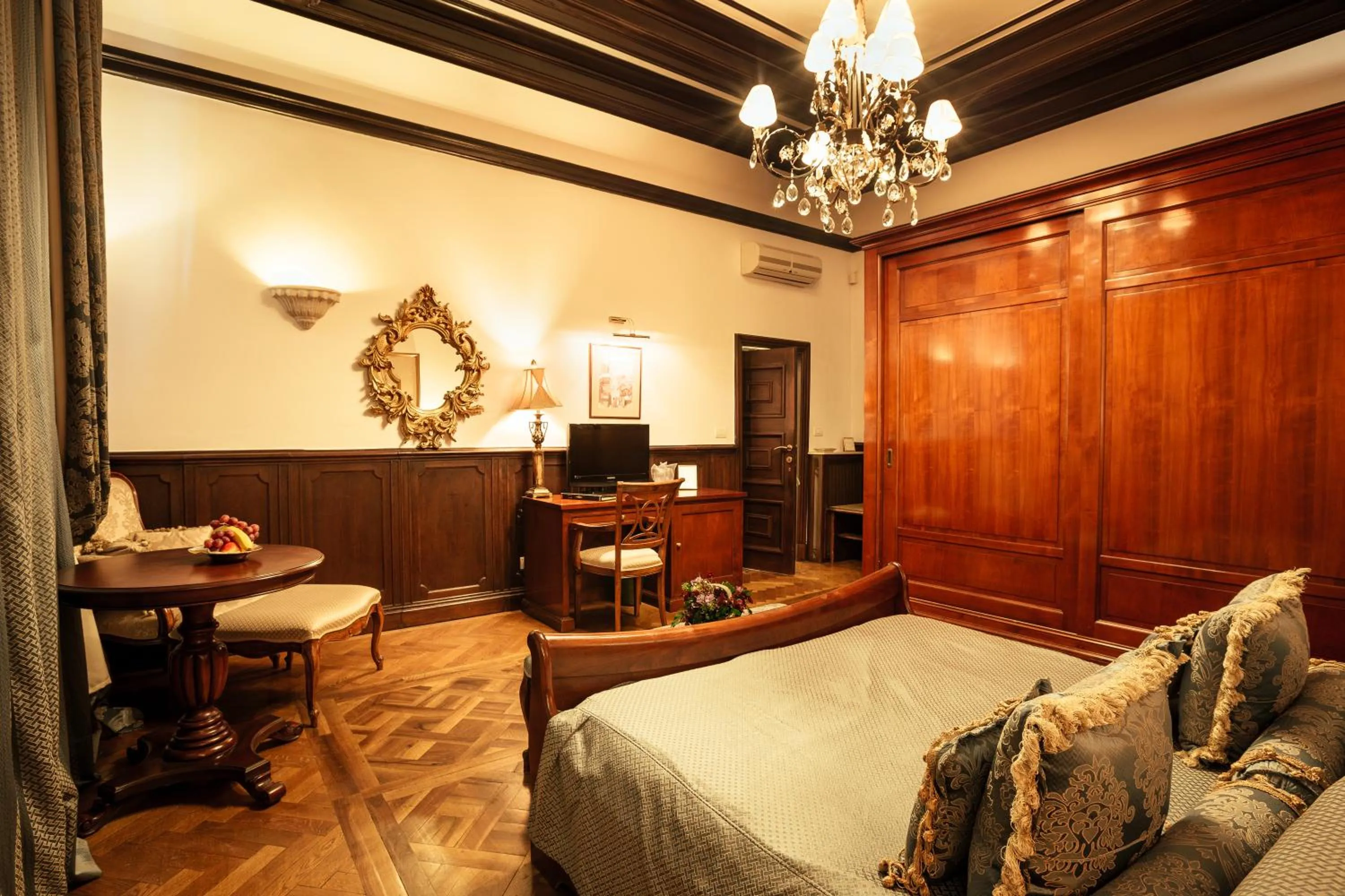 Bed in Scala Boutique-Hotel