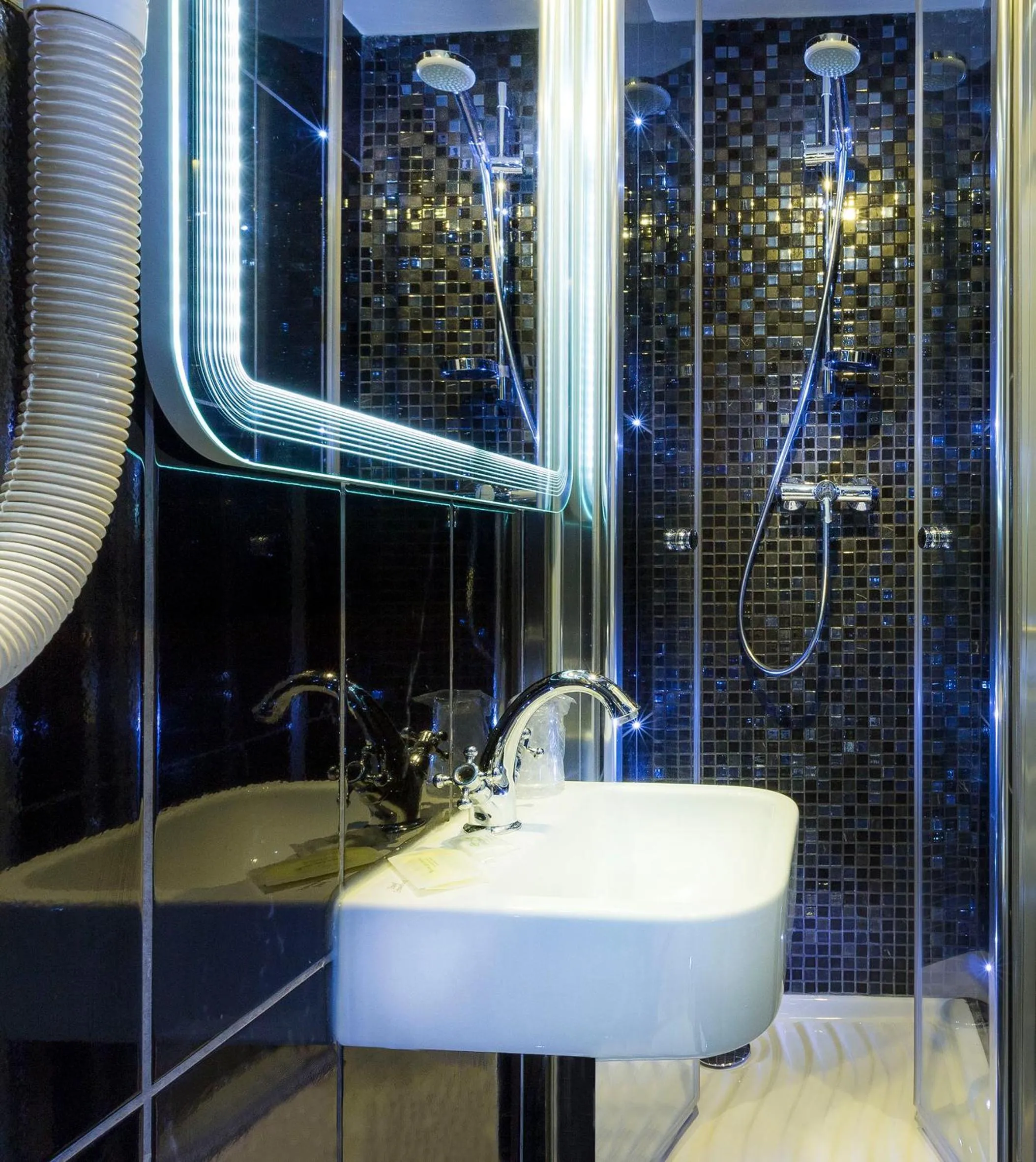 Bathroom in Hôtel Du Brésil