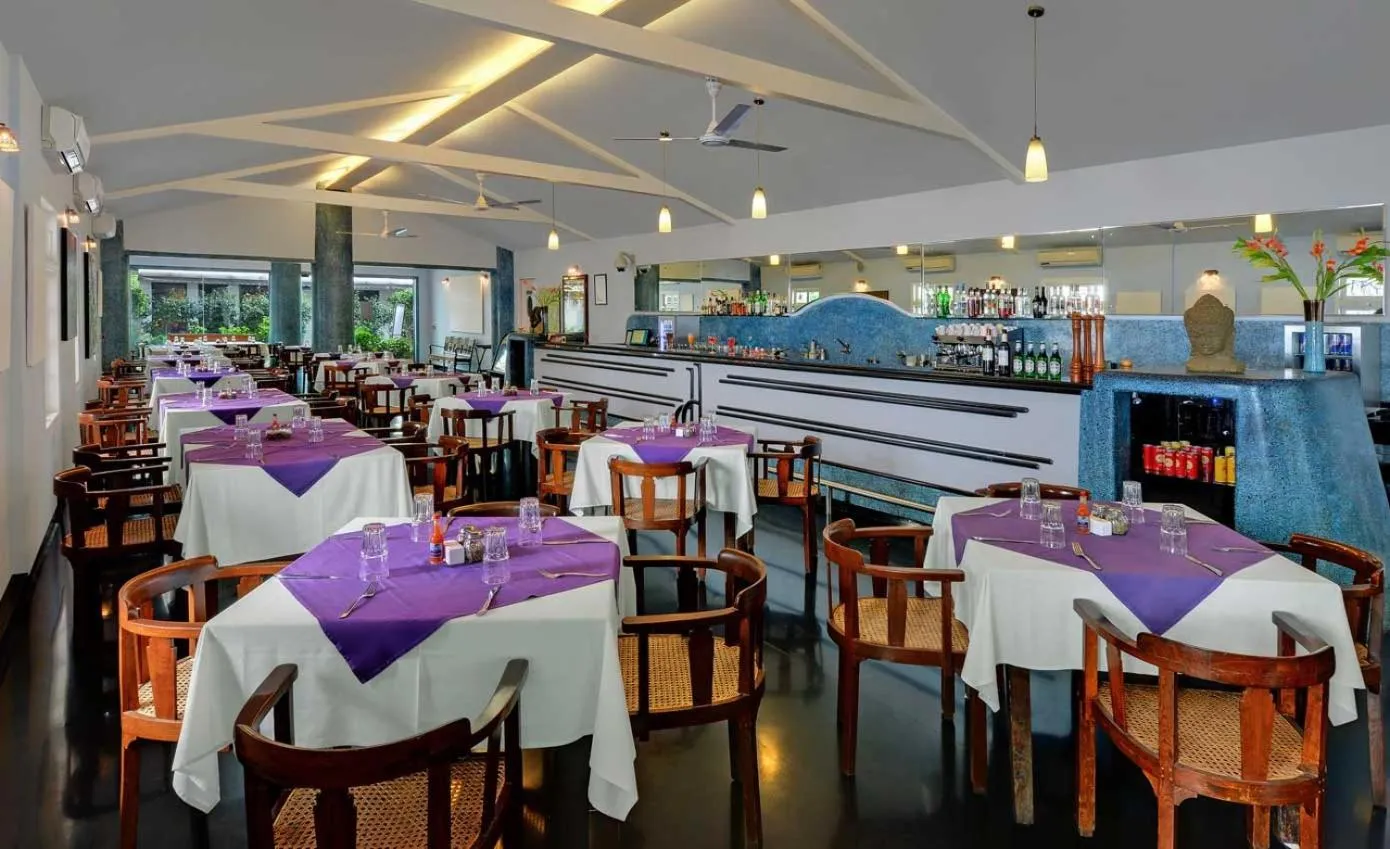 Restaurant/places to eat in Hotel Sunderban Resort & Spa