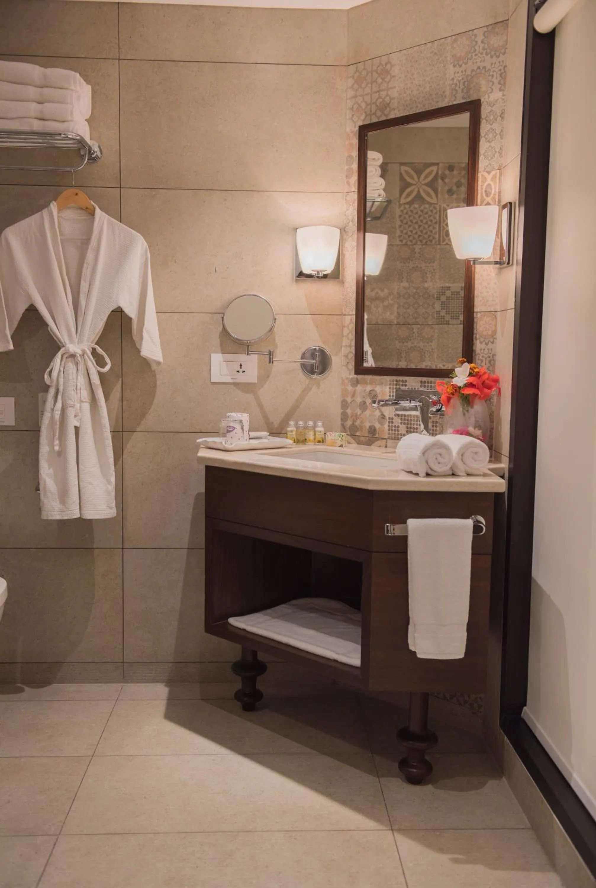 Hotel Sunderban Resort & Spa